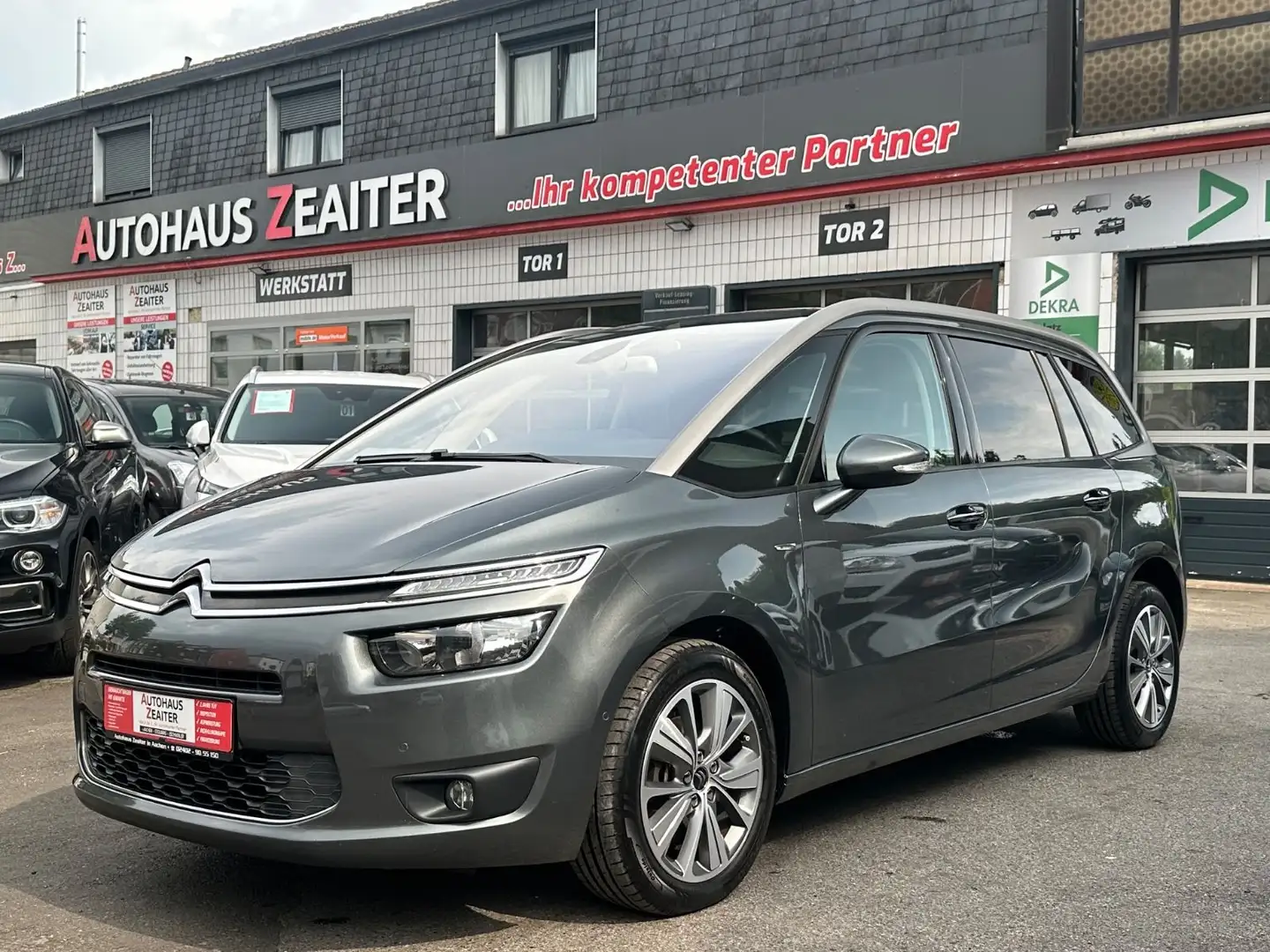 Citroen Grand C4 Picasso /Spacetourer Exclusive *7Sitzer* Gris - 1
