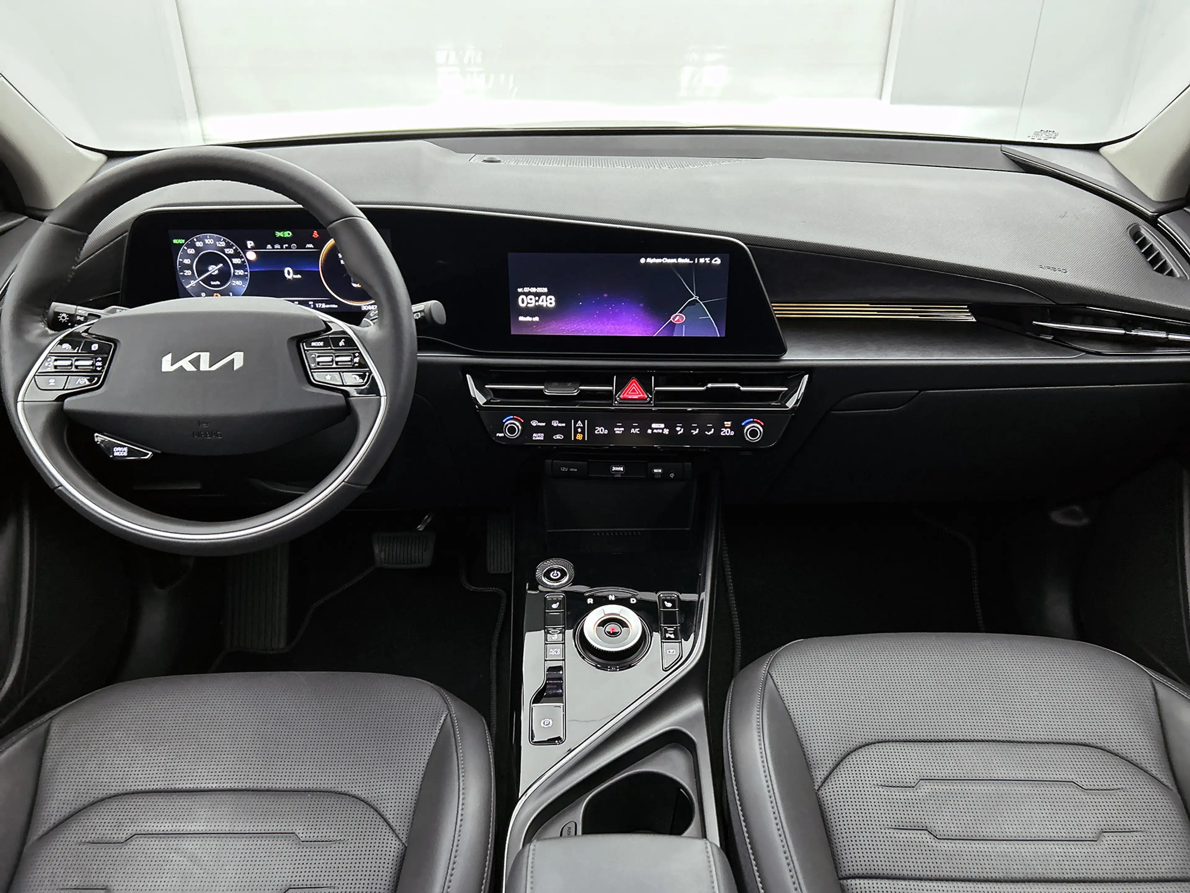 Kia e-Niro EV Plus 64.8 kWh Stoelverwarming en stuurverwarmin — photo 5