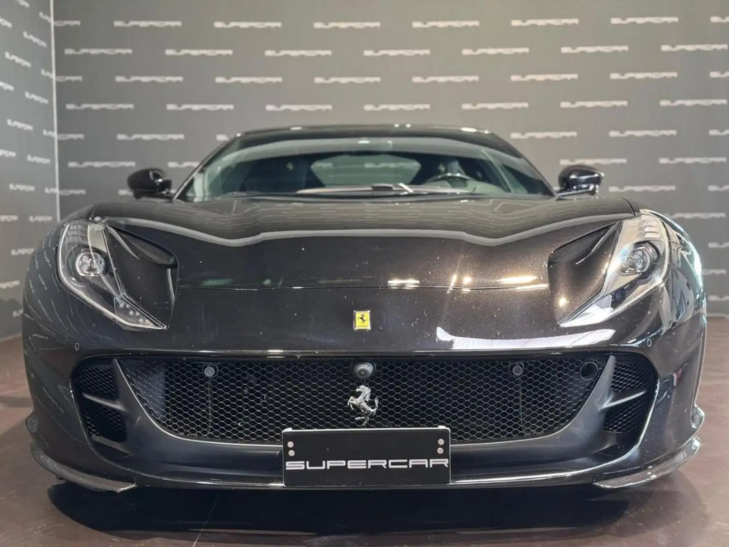 Ferrari 812 Superfast Černá - 2