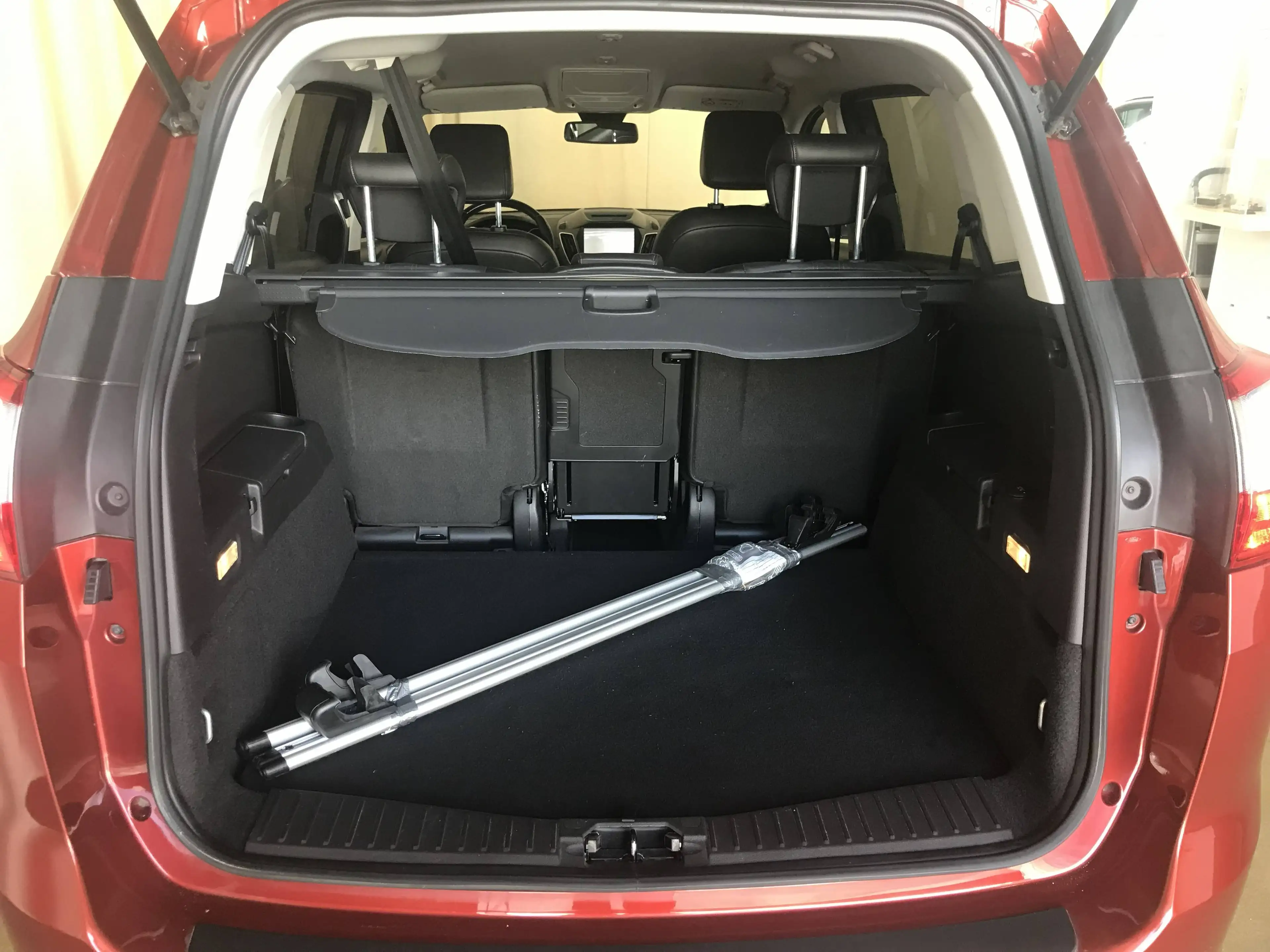 Ford Grand C-Max Titanium — photo 7