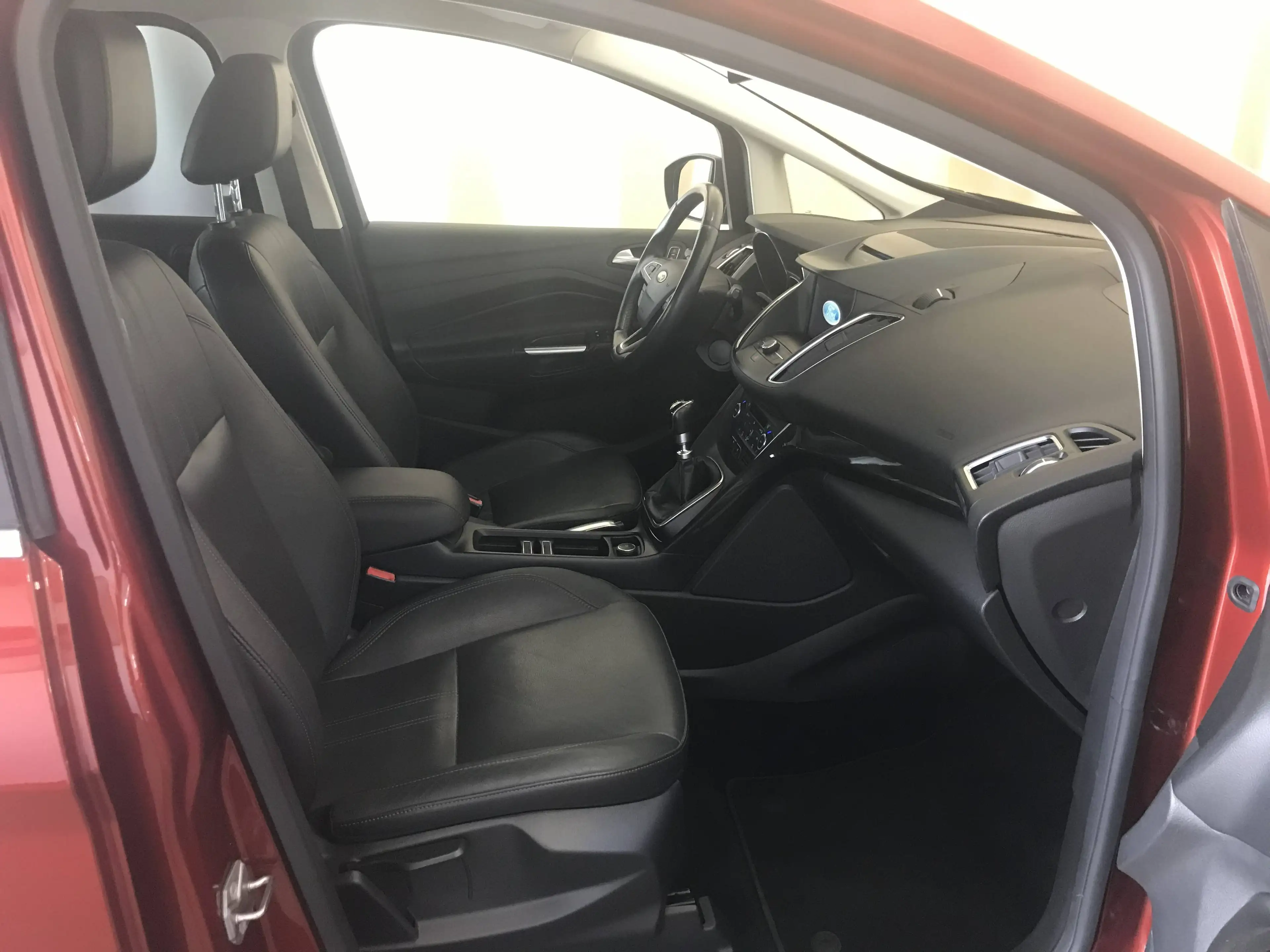 Ford Grand C-Max Titanium — photo 11