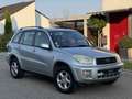 Toyota RAV 4 2.0 4x4 Allrad, Klima, AHK, TÜV 10.25 Silber - thumbnail 1