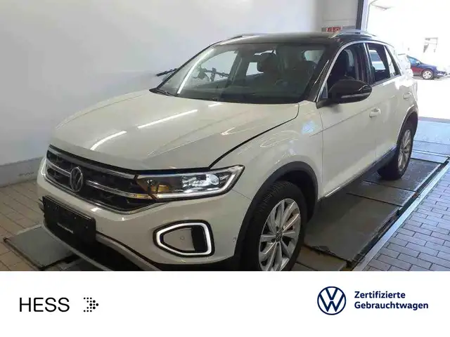 Volkswagen T-Roc 1.5 TSI STYLE*LED*AHK*KAMERA*PDC*SHZ*NAVI*