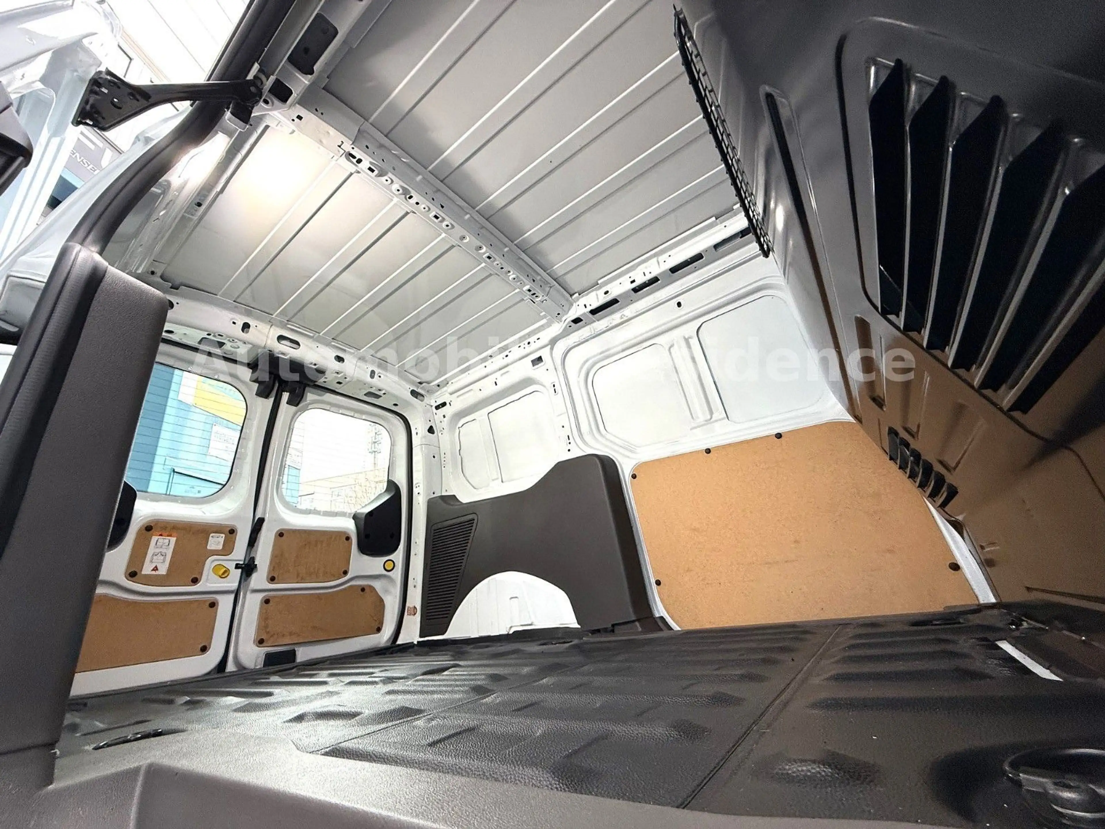 Ford Transit Connect LANG L2 1.5 AUT.*NAVI*AHK*MFL*3S — photo 12