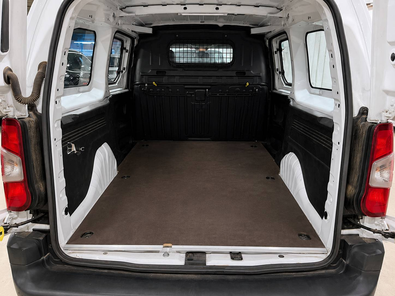 Peugeot Partner Partner 1.5 BlueHDi L2 Heavy / CAPT ARR / A/C / BLTHT / 280X60 MOIS — photo 9