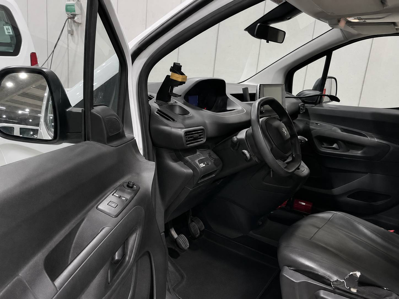 Peugeot Partner Partner 1.5 BlueHDi L2 Heavy / CAPT ARR / A/C / BLTHT / 280X60 MOIS — photo 6