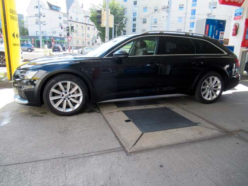 Audi A6 allroad 55TDI Q AHK/Leder/Pano/HUD/Matrix/36 — photo 15