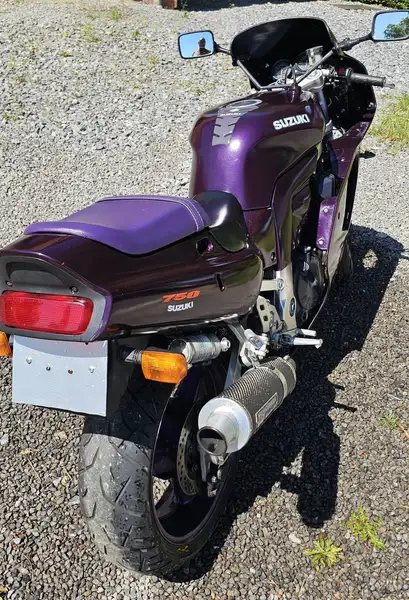 Suzuki GSX-R 750 - foto 3