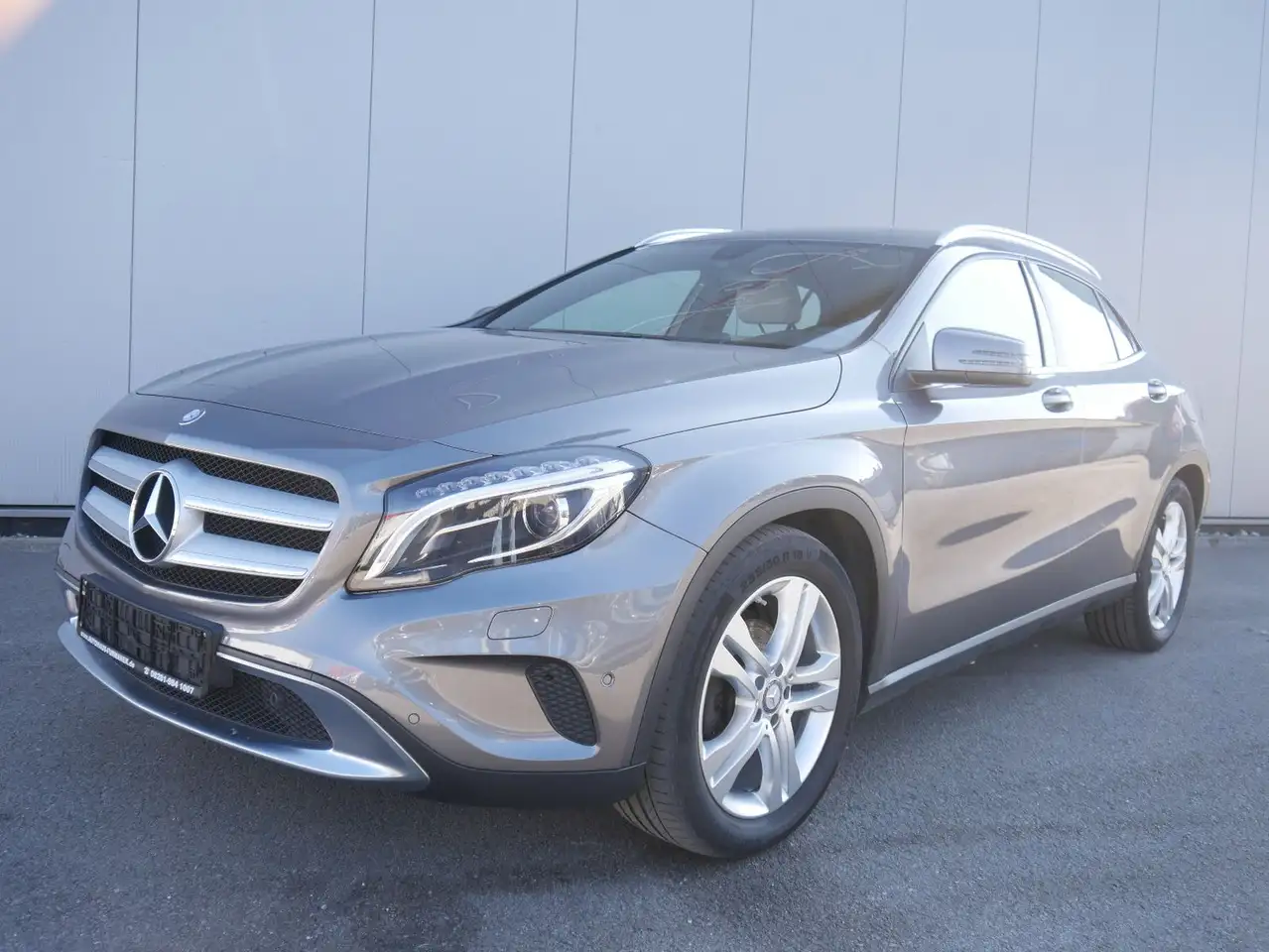 Mercedes-Benz GLA 220