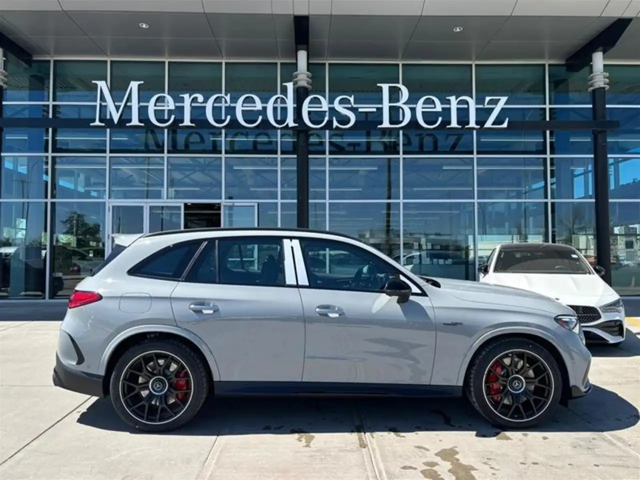 Mercedes-Benz GLC снимка Mercedes-Benz GLC