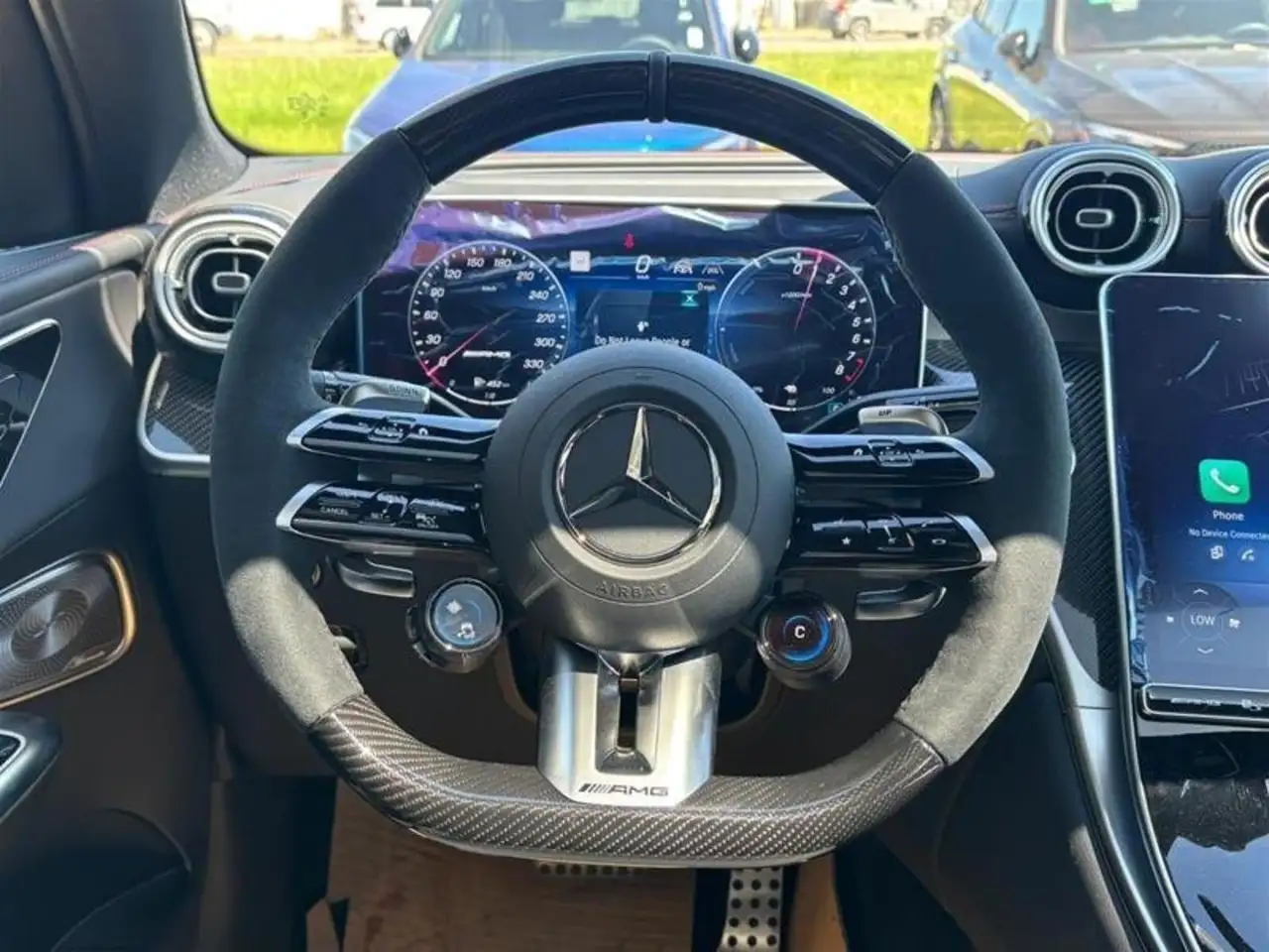 Mercedes-Benz GLC снимка Mercedes-Benz GLC