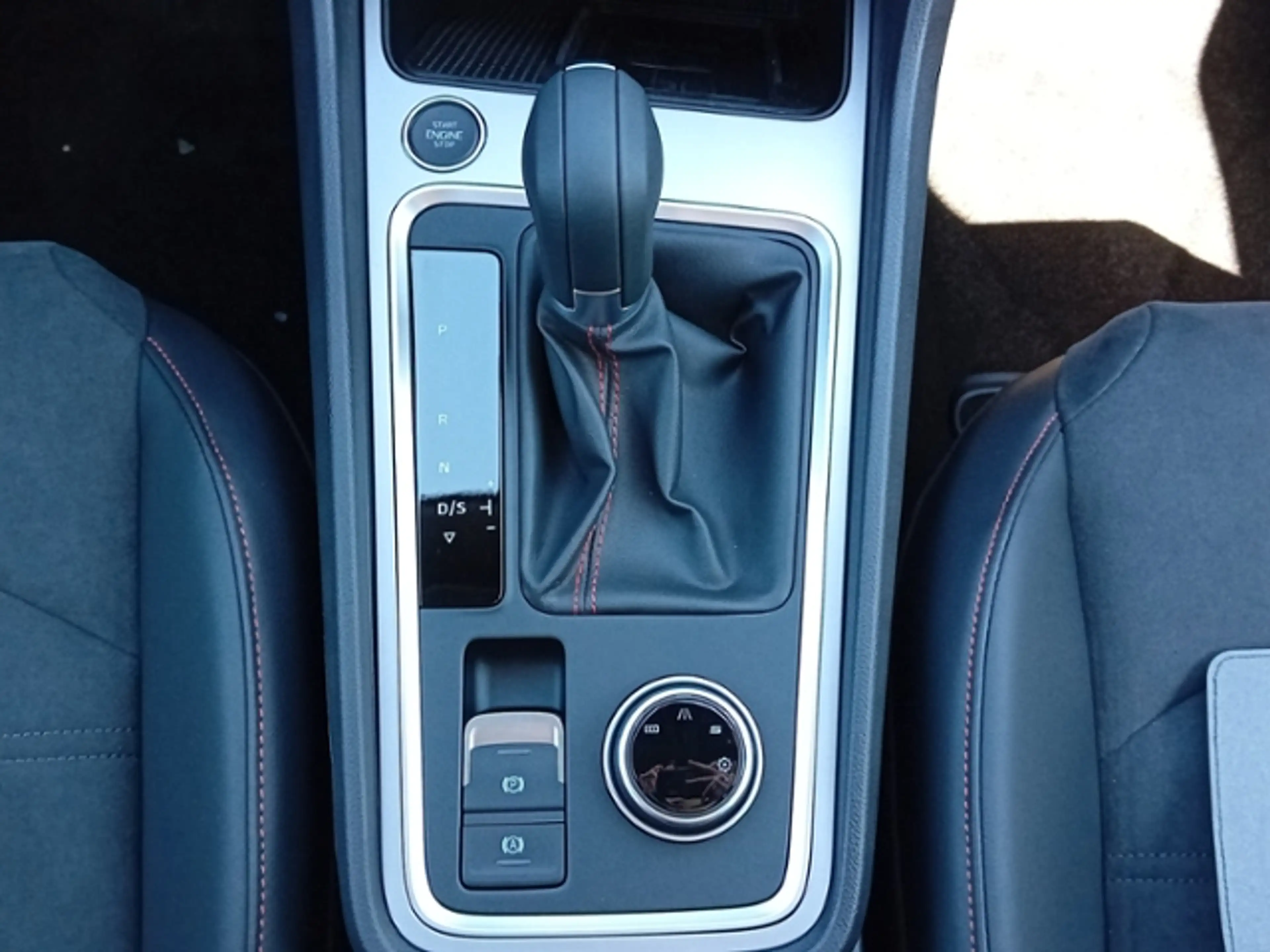 SEAT Ateca 1.5 TSI -Black Edition- — photo 13