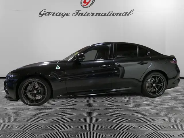 Alfa Romeo Giulia 2.9 V6 Bi-Turbo AT8 Quadrifoglio