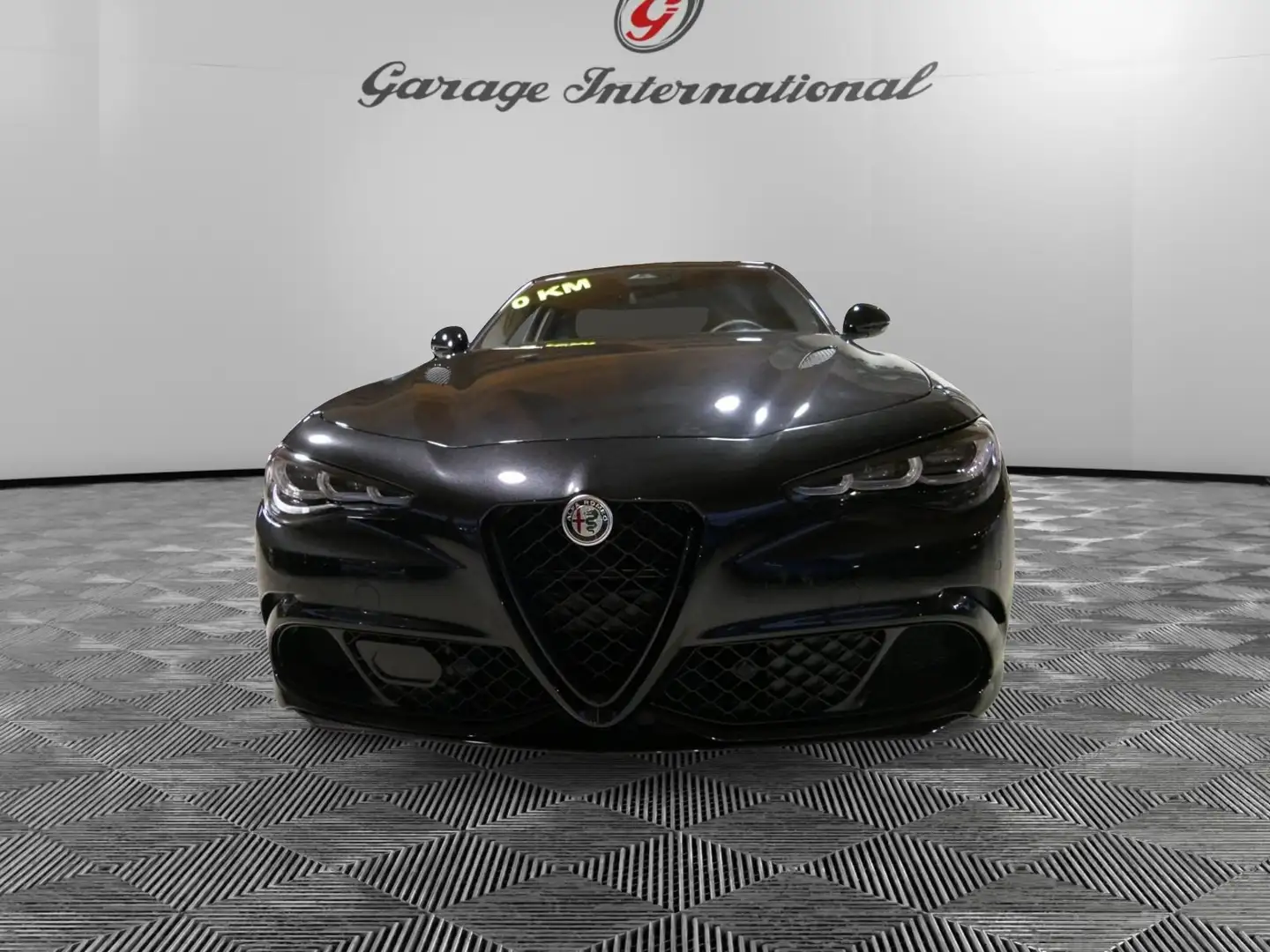 Alfa Romeo Giulia 2.9 V6 Bi-Turbo AT8 Quadrifoglio Zwart - 2