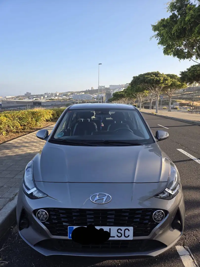 Hyundai i10 i10 1.2 MPI Tecno 2C Tecno 2C Gris - 1