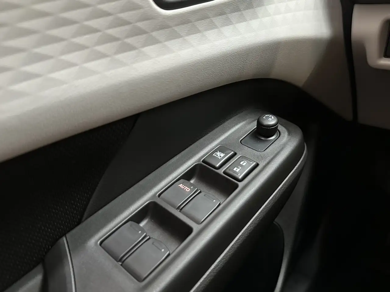 Suzuki Swift 2025 — фото 19