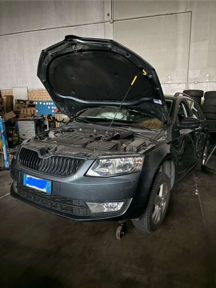 Skoda Octavia Octavia Wagon 1.6 tdi cr Ambition 4x4 105cv