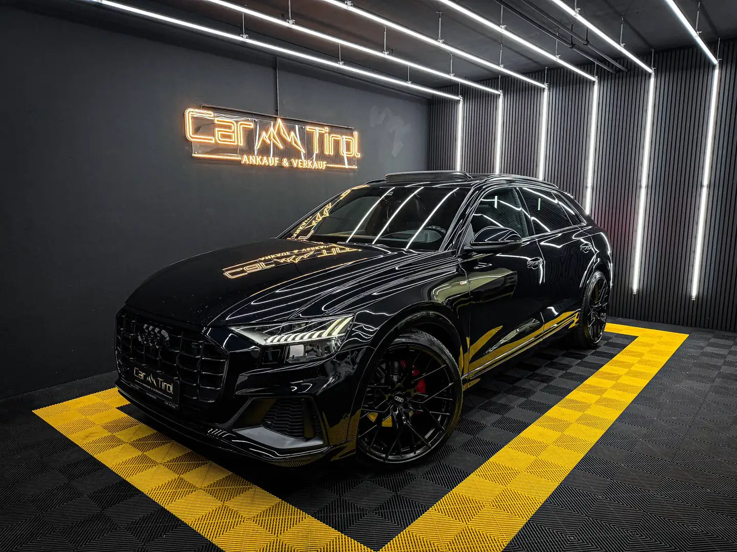 Audi Q8 50 TDI quattro |23 ZOLL | ALLRADLENKUNG | HEAD UP | 360GRAD KAMERA| PANORAMA | SITZMASSAGE | SITZBELÜFTUNG | ALLBLACK Schwarz - 2