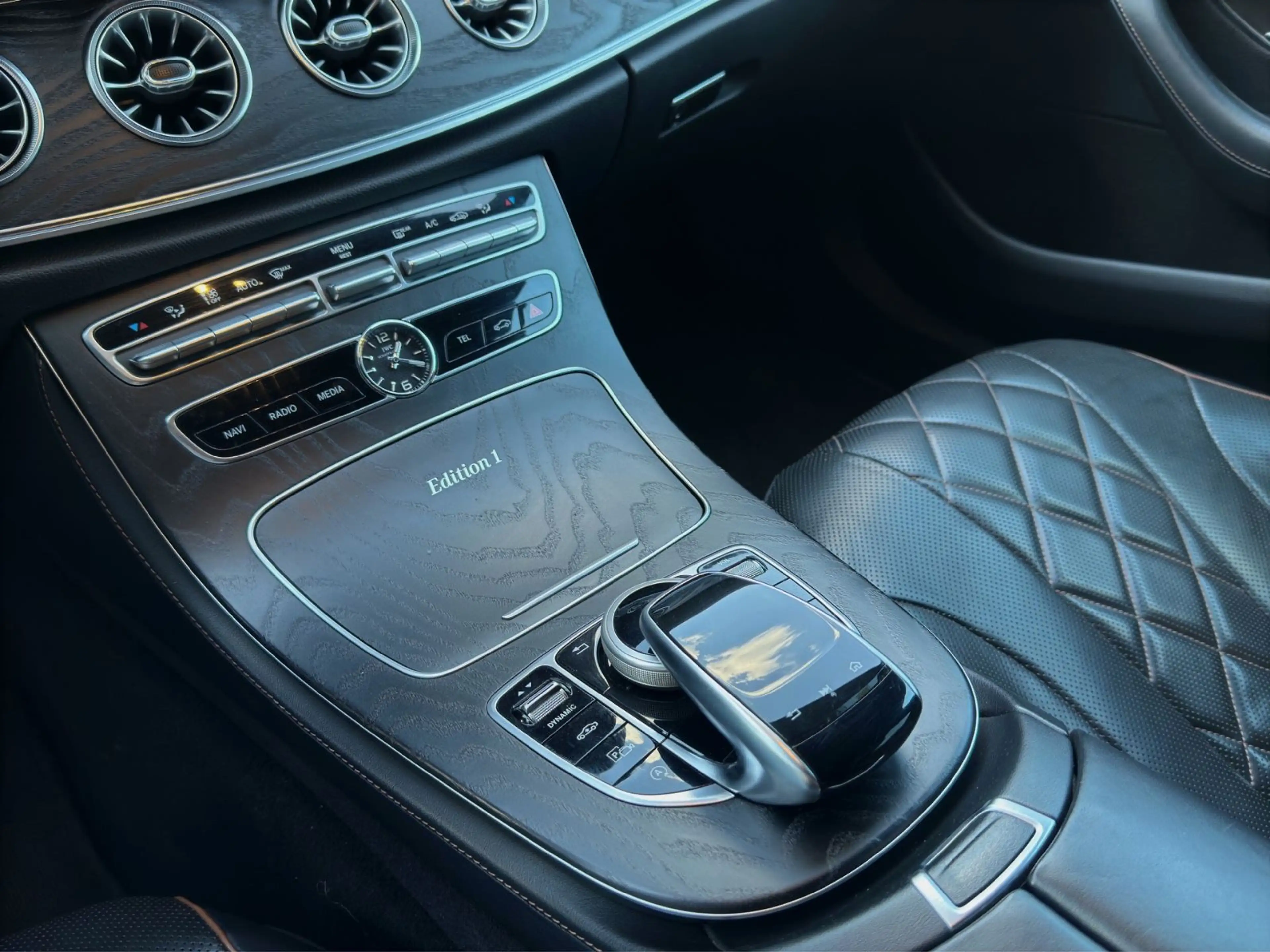 Mercedes-Benz CLS 400 d 4MATIC Coupé Edition1°AMG°AIR°BURM°HUD° — photo 9