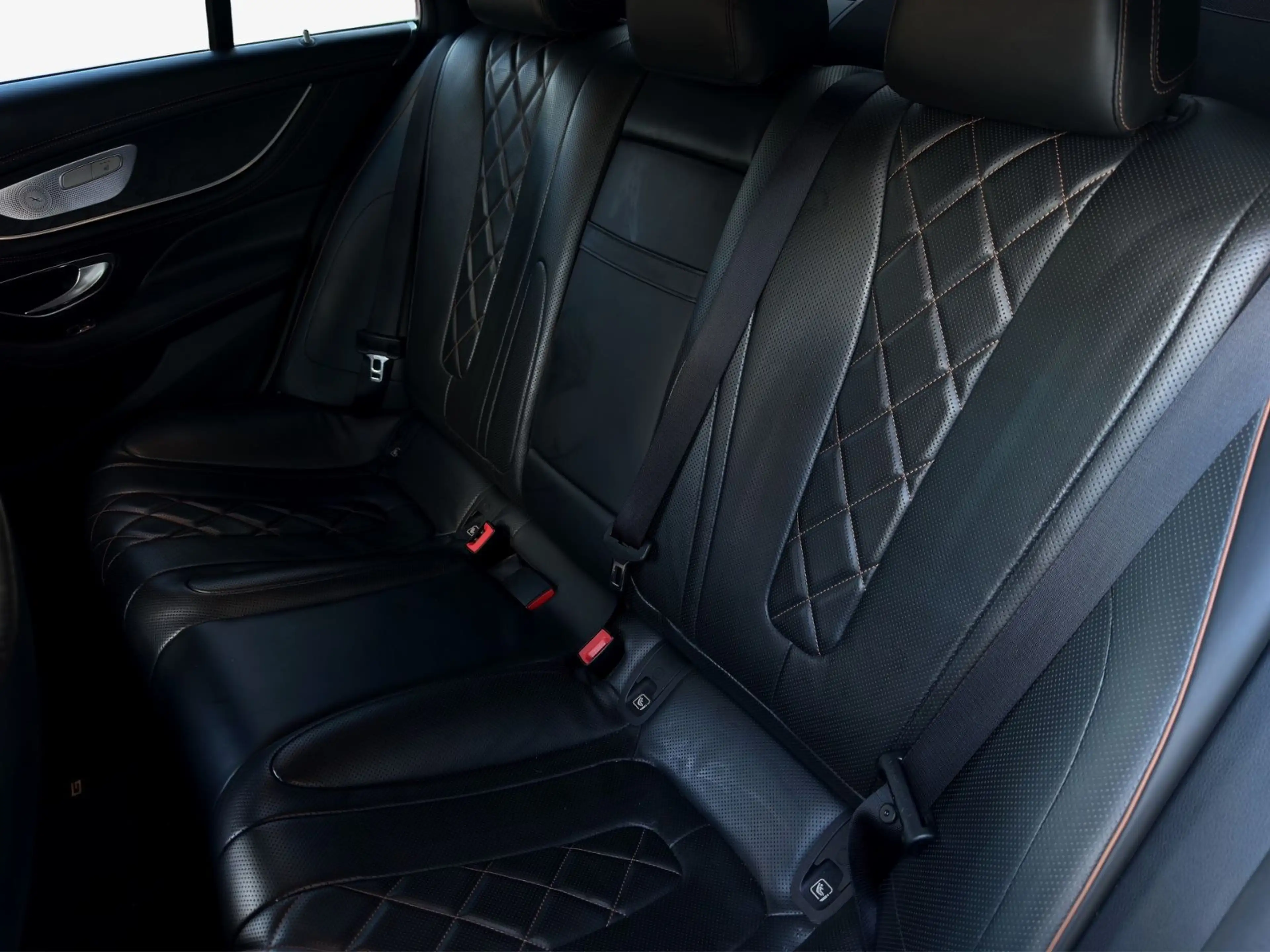 Mercedes-Benz CLS 400 d 4MATIC Coupé Edition1°AMG°AIR°BURM°HUD° — photo 15