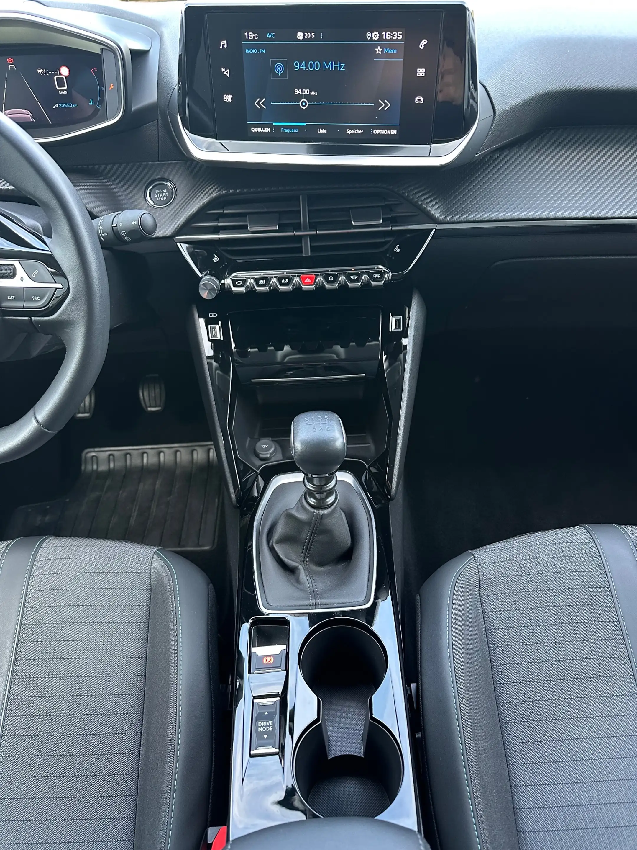 Peugeot 208 1.2 Allure PureTech LED+KAM+ACC+SHZ+KEYLESS+PDC — photo 13