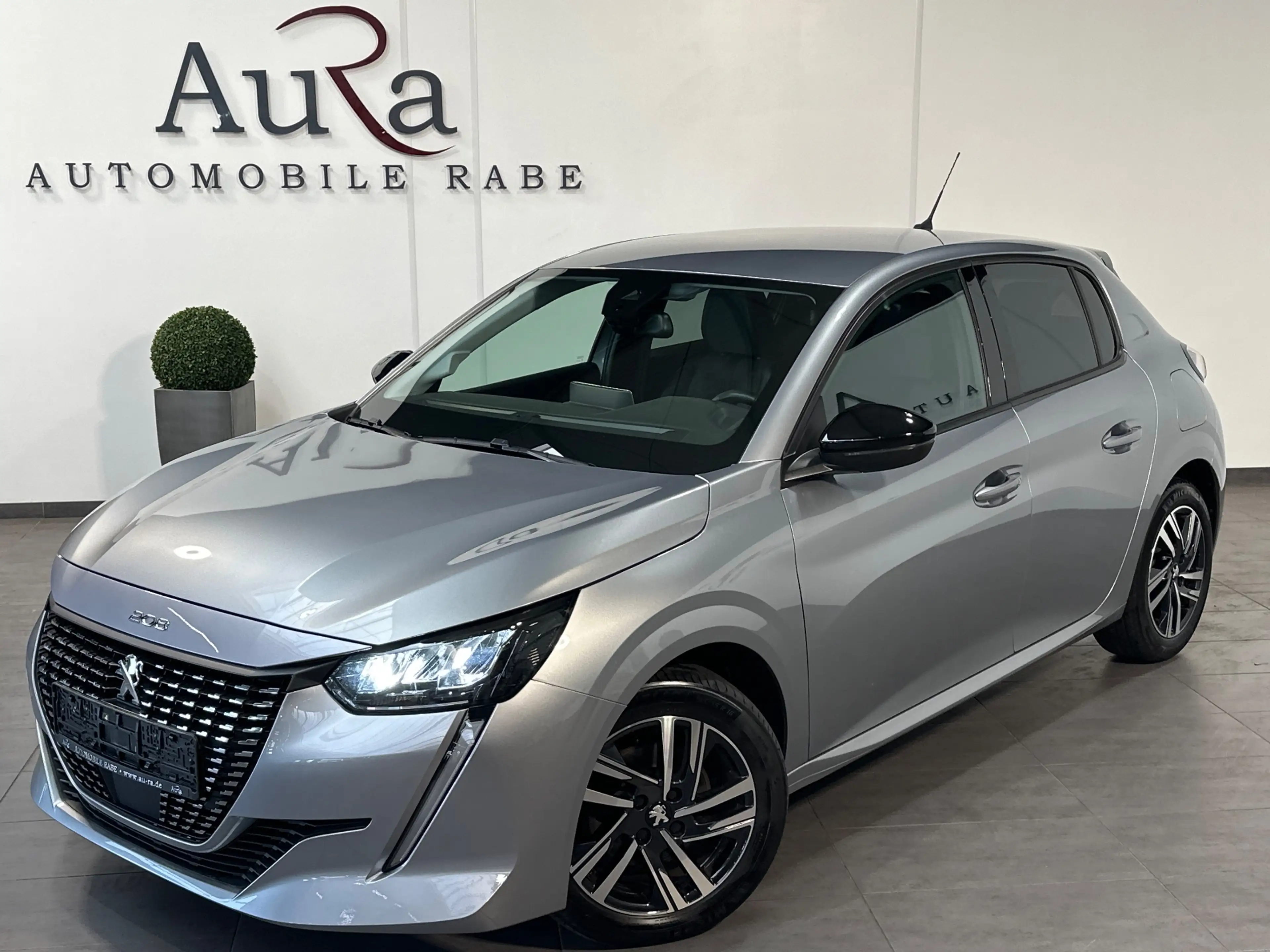 Peugeot 208 1.2 Allure PureTech LED+KAM+ACC+SHZ+KEYLESS+PDC — photo 2