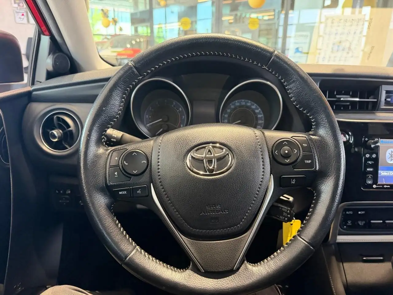 Toyota Corolla снимка Toyota Corolla