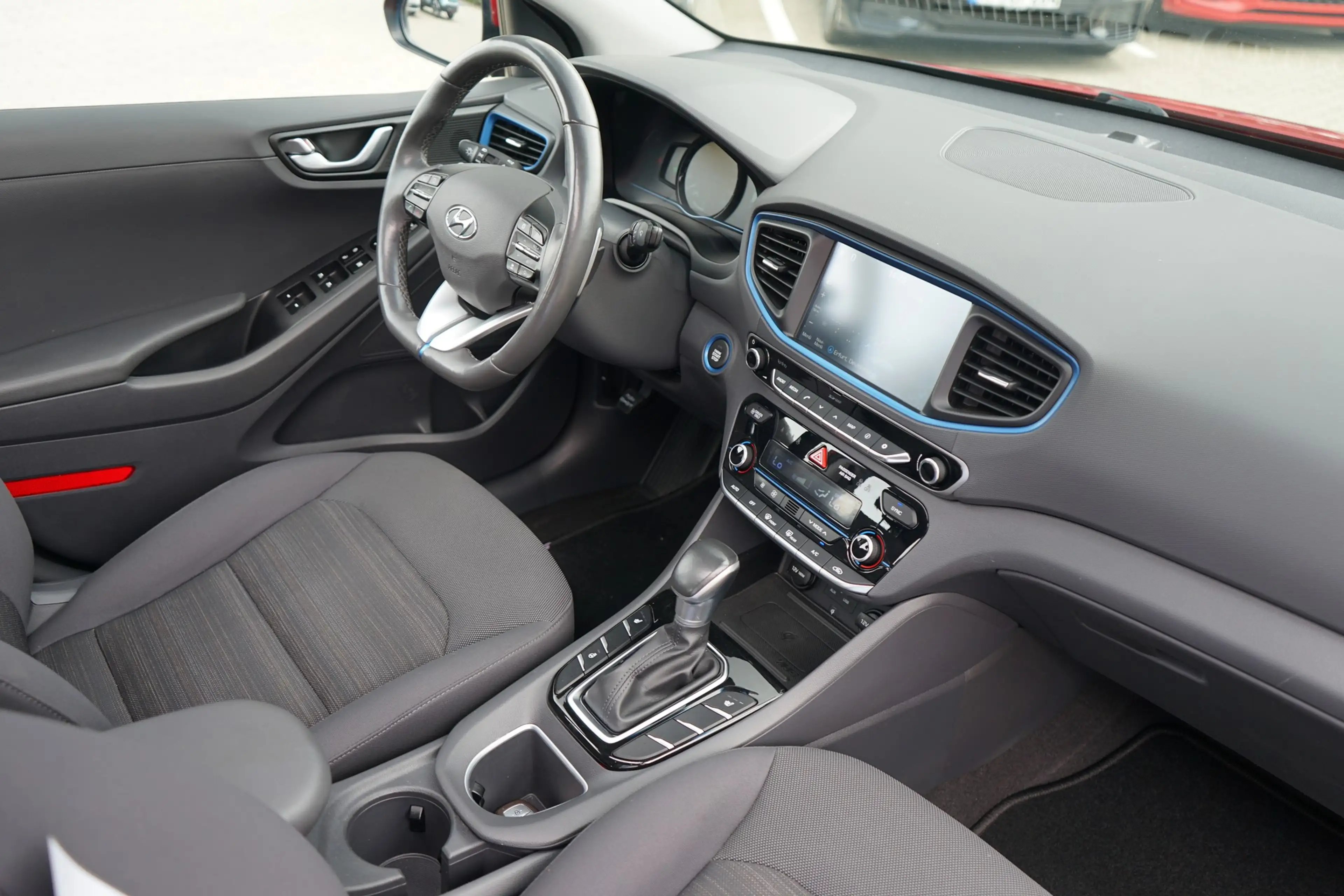 Hyundai IONIQ Ioniq 1.6 Style Hybrid ACC Navi Kamera DAB — photo 12