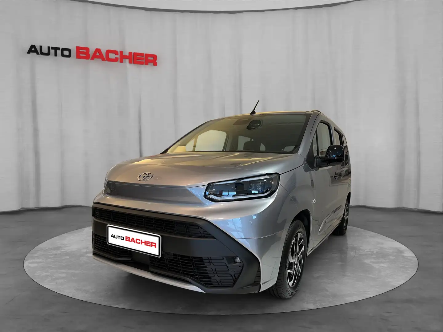 Toyota Proace City Proace City Verso 1,5l 100PS Family L1 Silber - 1