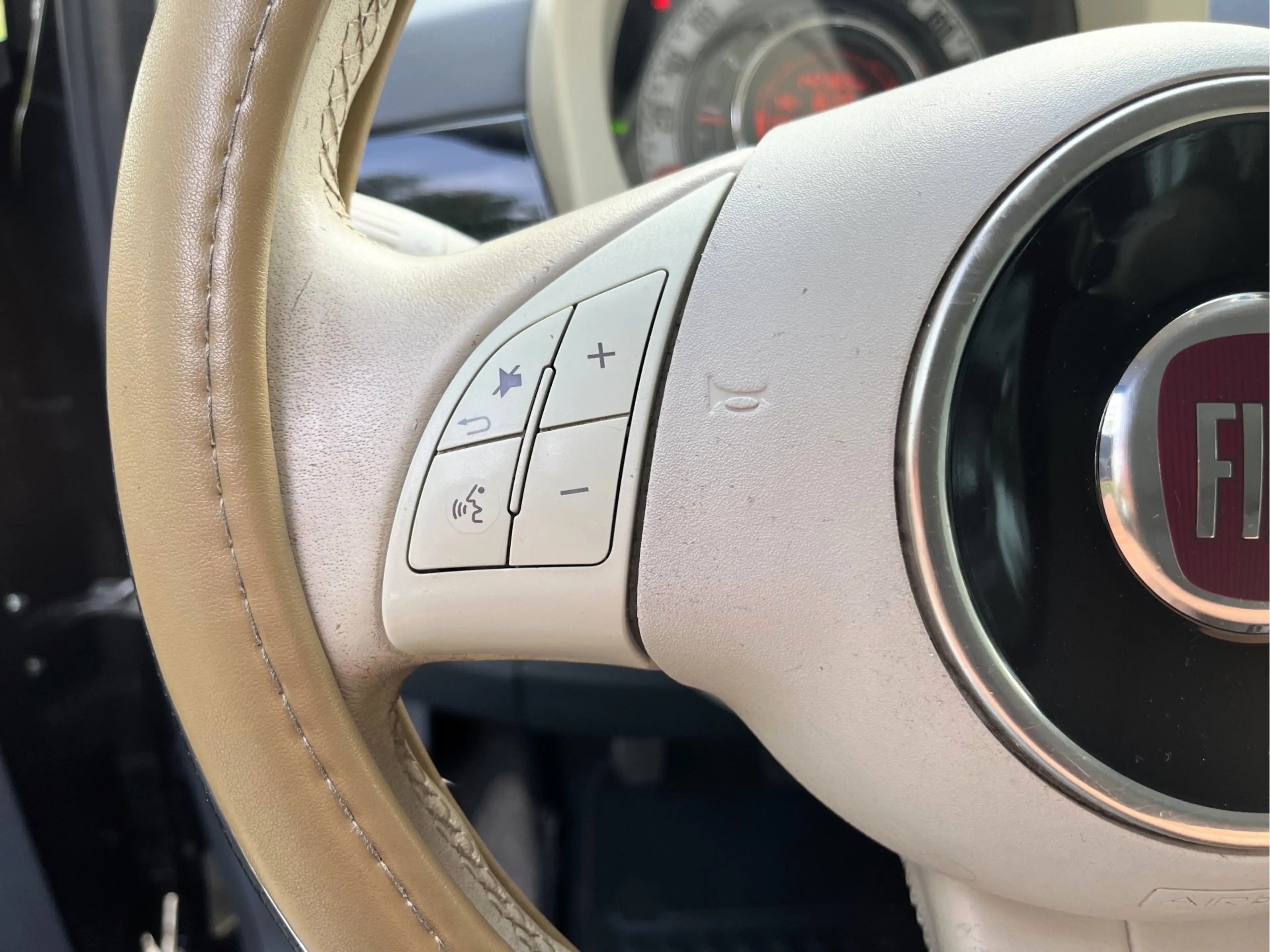 Fiat 500C 1.2 Lounge | AIRCO | ALL SEASON | BLUETOOTH | ELEK — photo 10