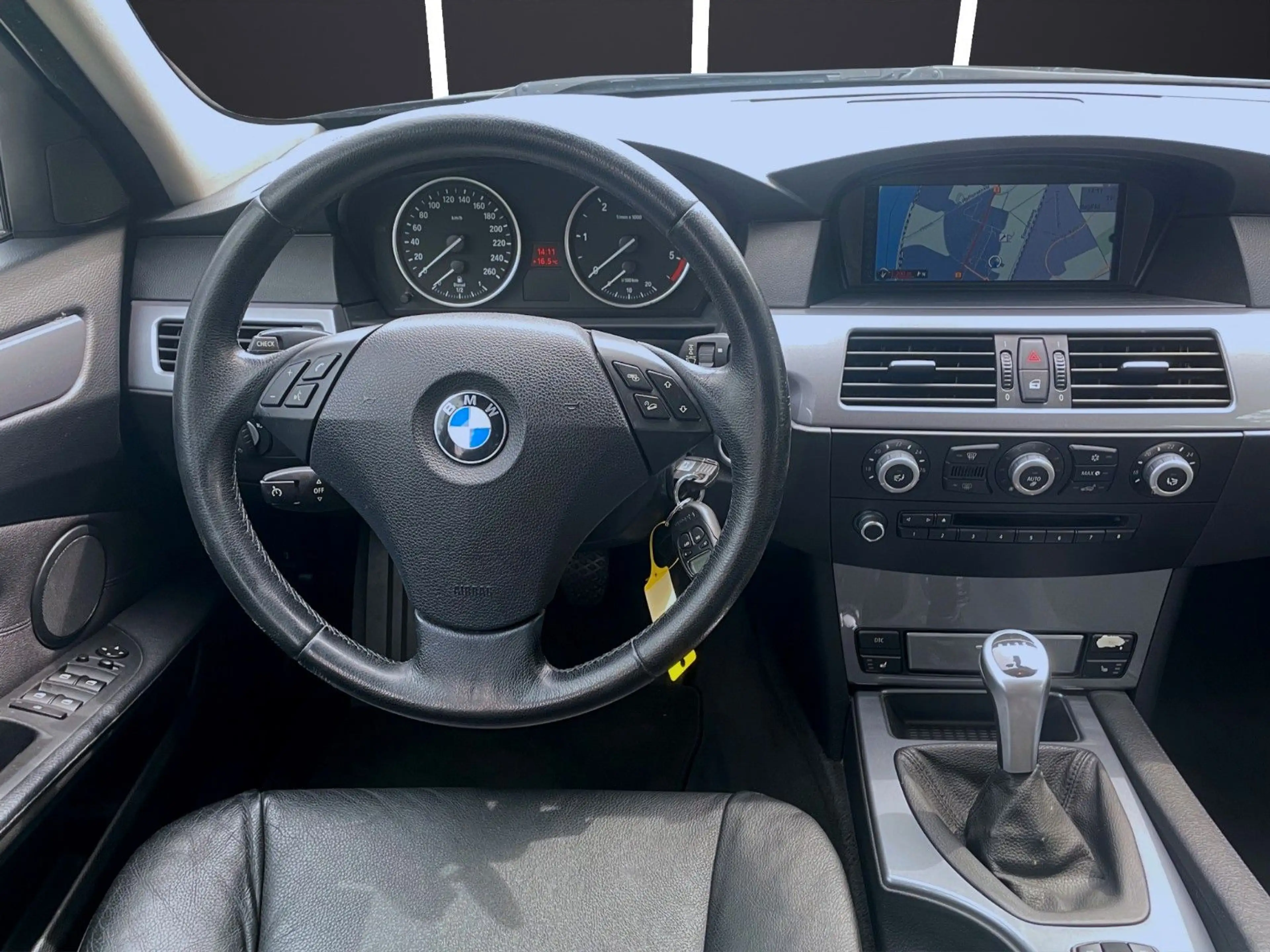 BMW 525 d xDrive Exclusive SHZ~Xenon~PDC~Navi~TOP — photo 15