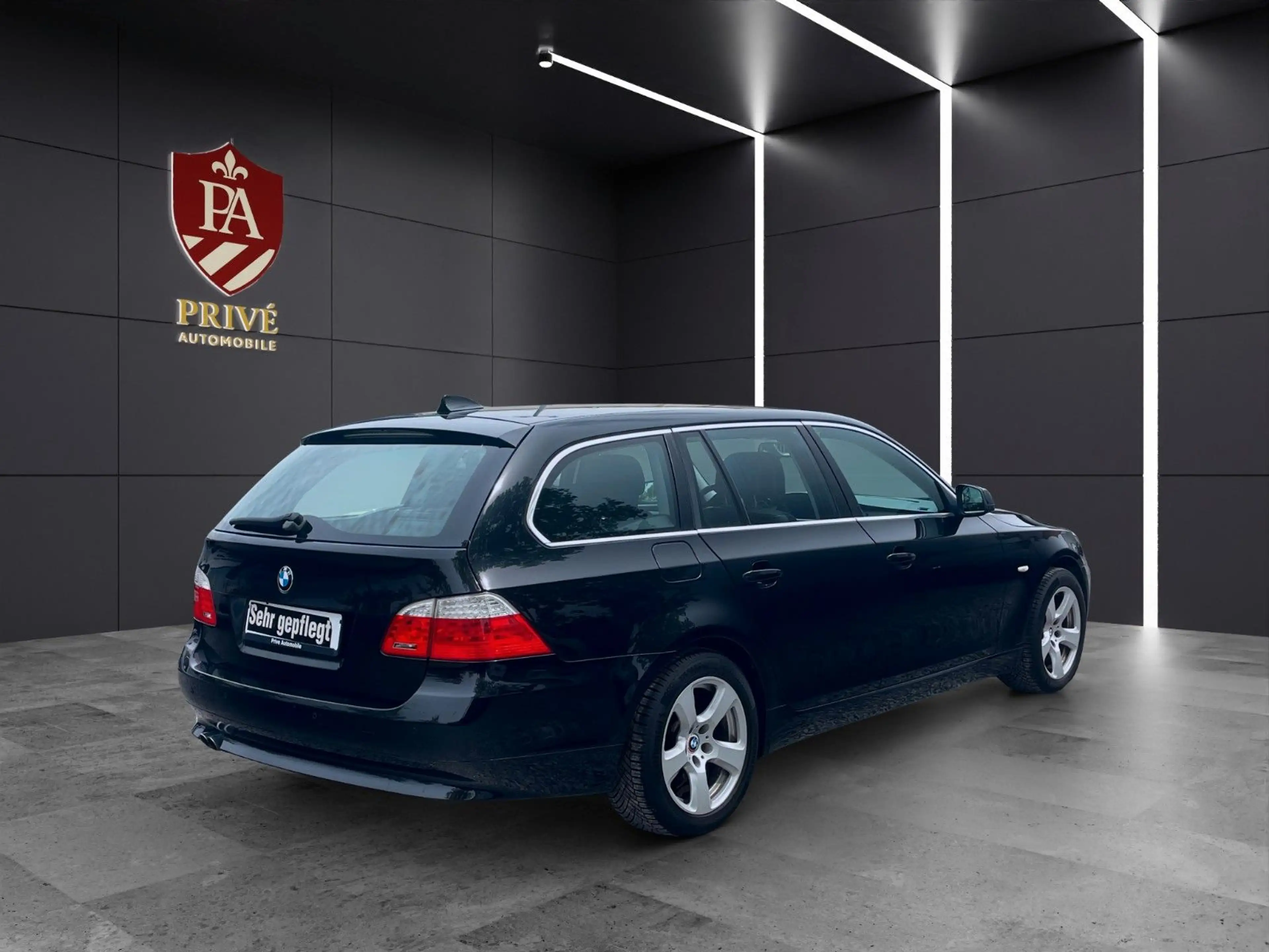 BMW 525 d xDrive Exclusive SHZ~Xenon~PDC~Navi~TOP — photo 11