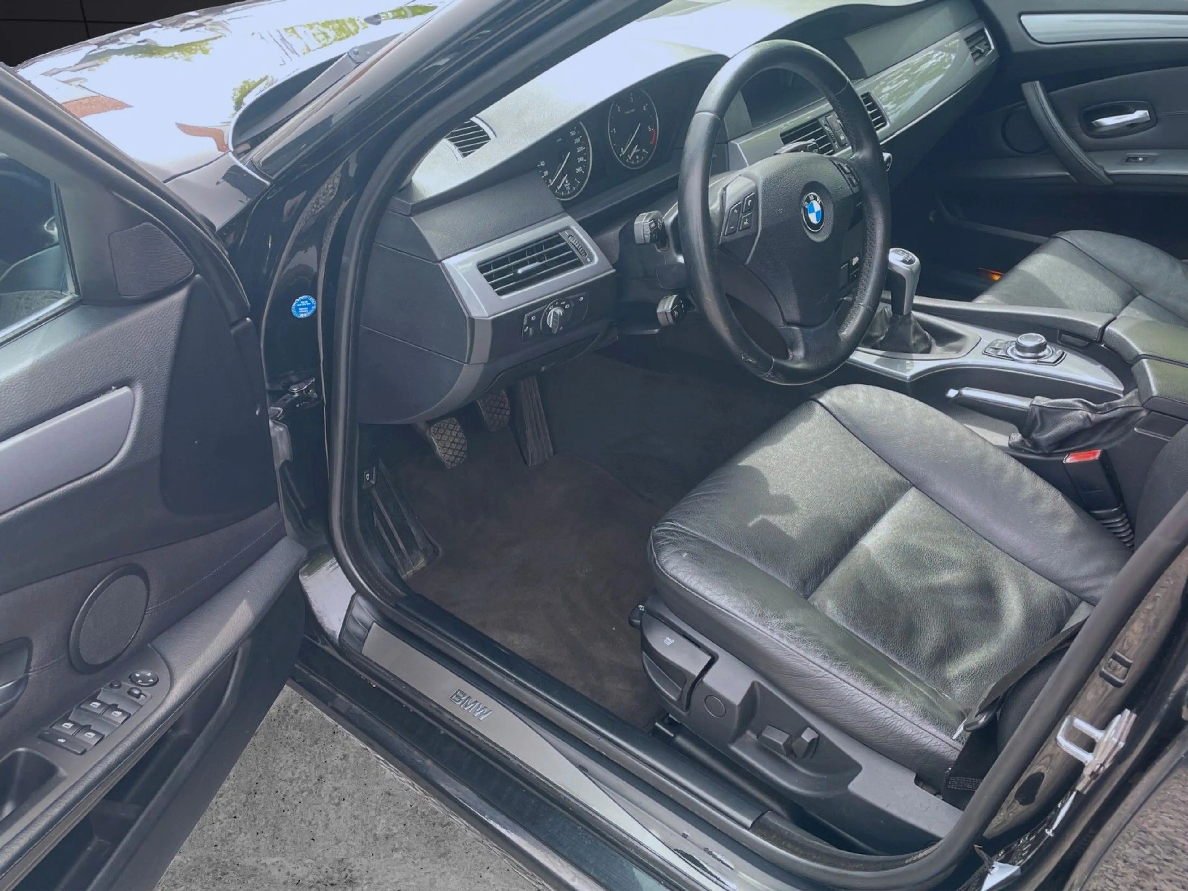 BMW 525 d xDrive Exclusive SHZ~Xenon~PDC~Navi~TOP — photo 13