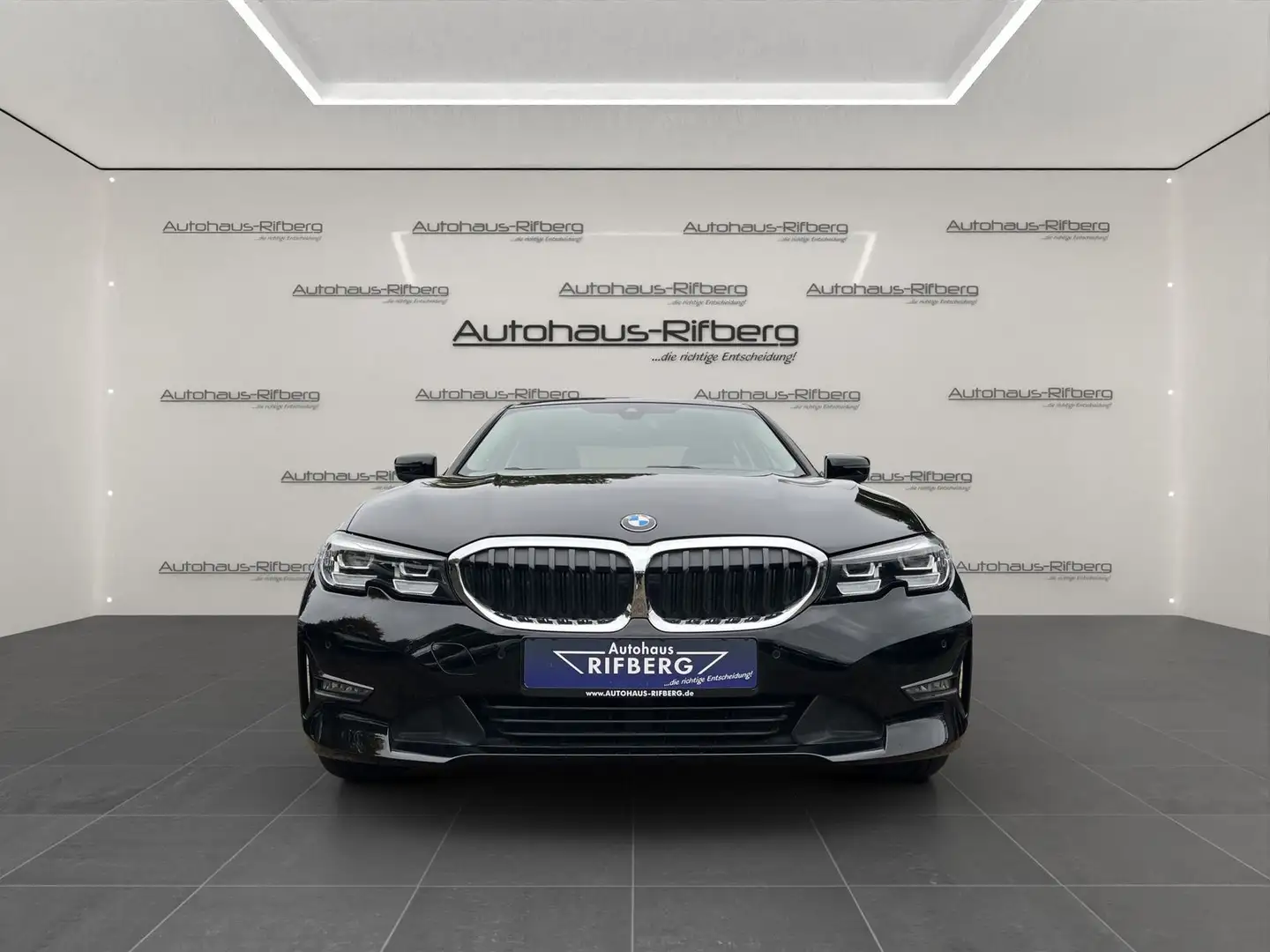 BMW 320 e Advantage/LED/8G/LIVE COCKPIT PRO/DAB/17Z Noir - 2