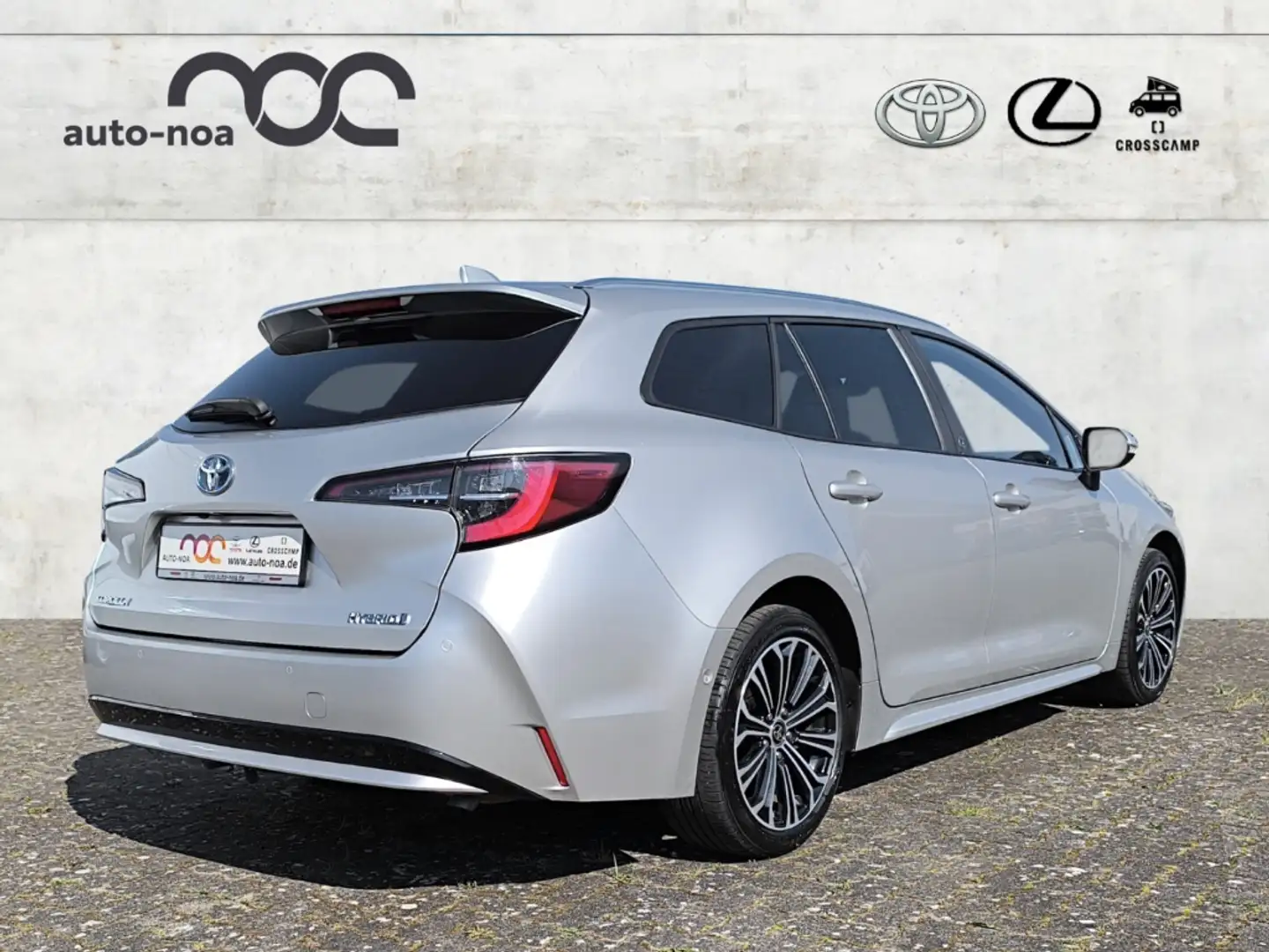 Toyota Corolla Touring Sports Hybrid Team D 1.8 EU6d Navi LED ACC Plateado - 2