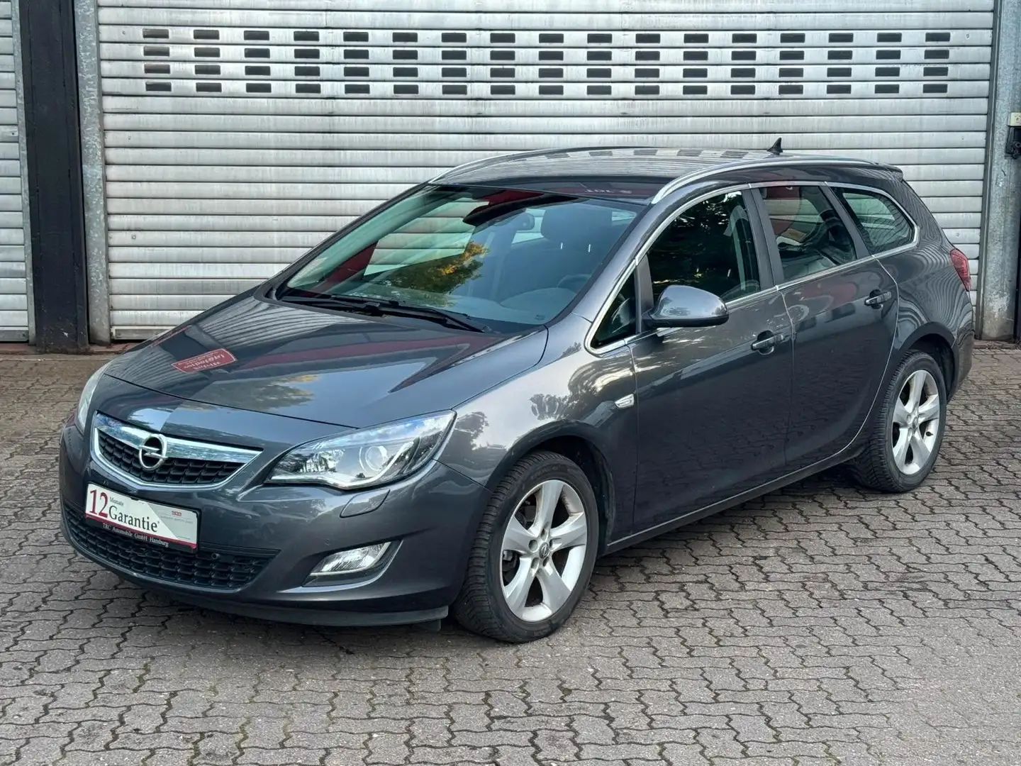 Opel Astra J Sports Tourer Sport siva - 2