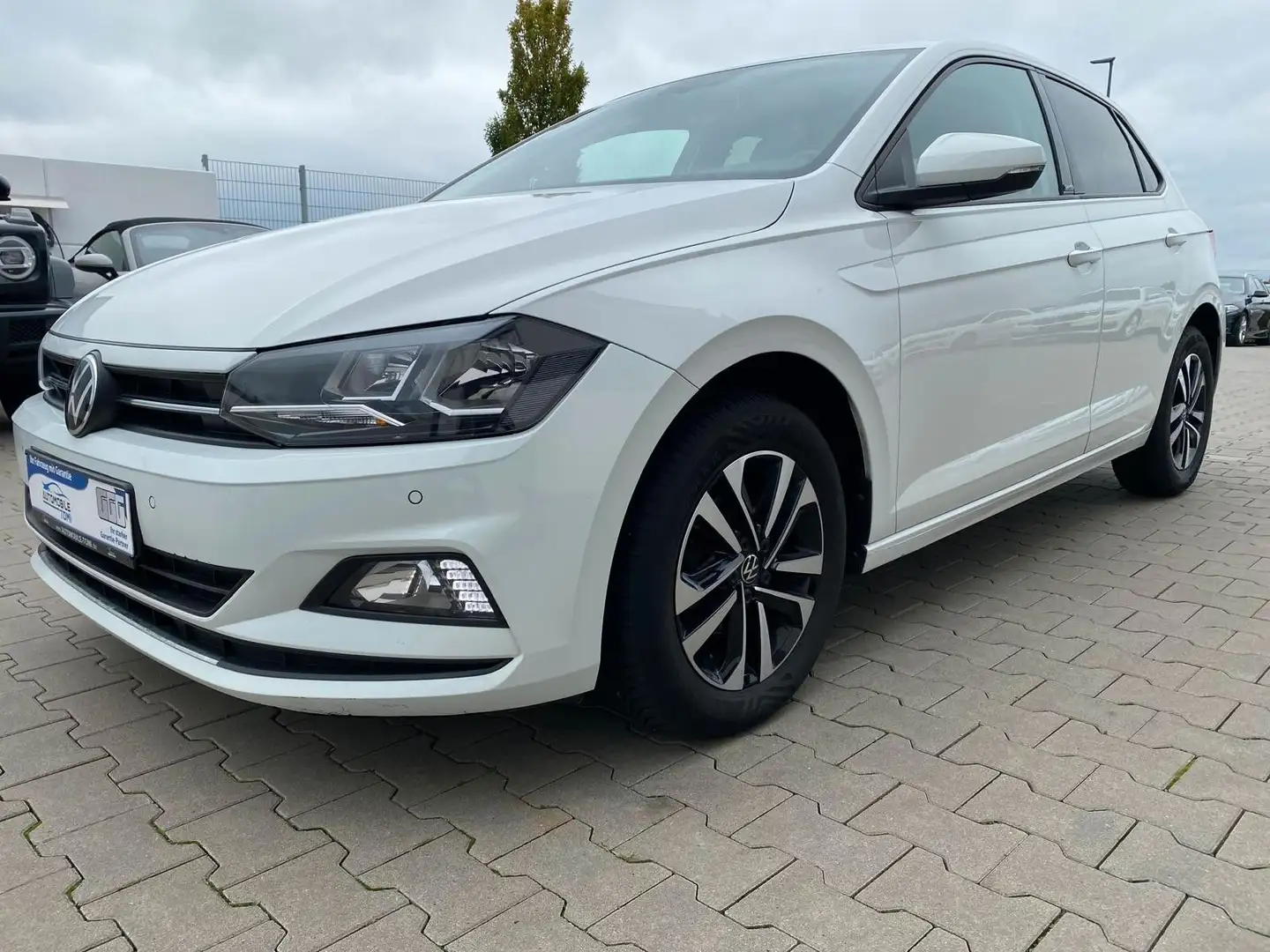 Volkswagen Polo VI United/1HAND/AUT.GETR. Weiß - 1