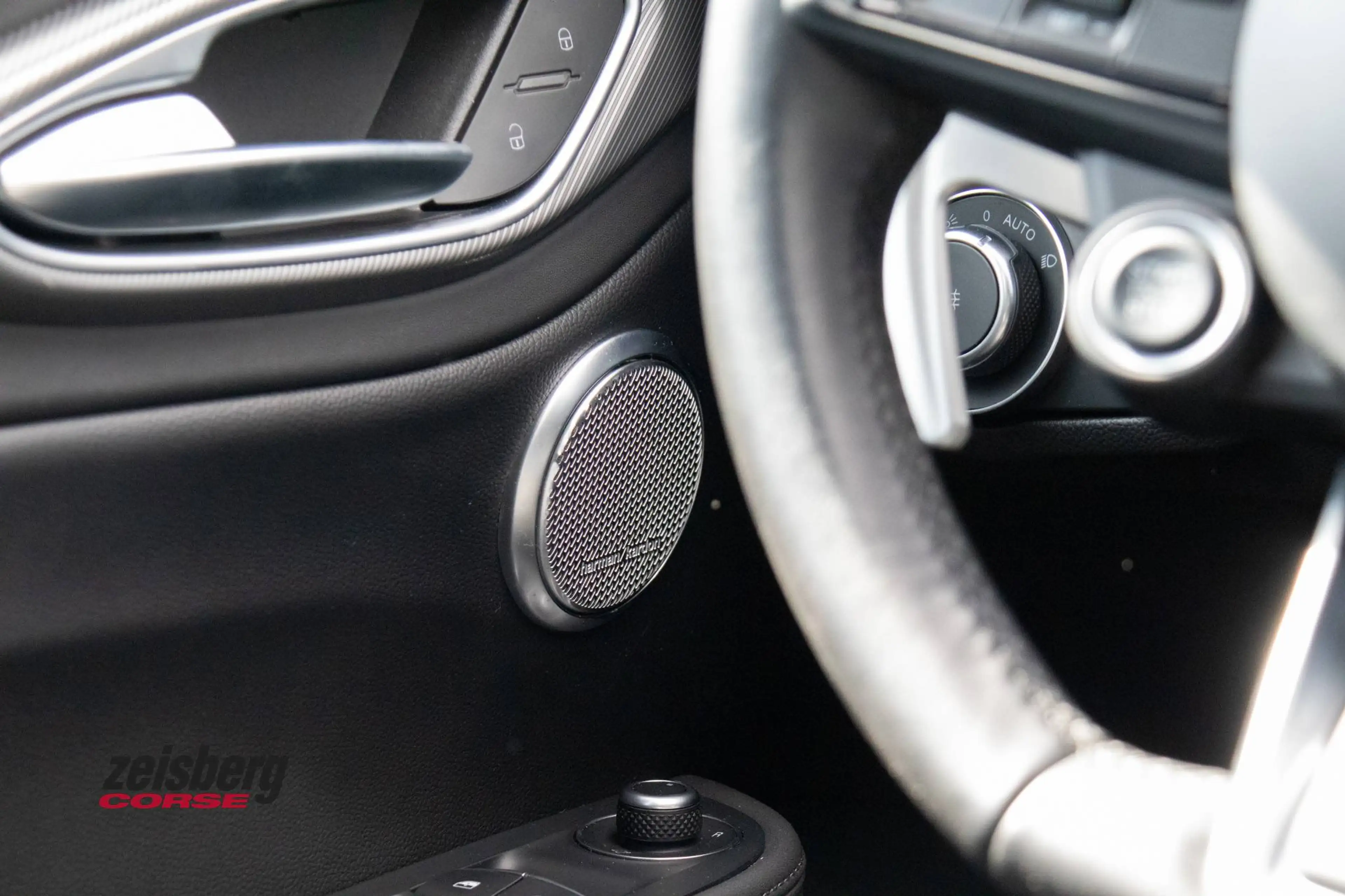 Alfa Romeo Giulia Veloce 2.0 Turbo AT8-Q4 Prem.-Paket — photo 15