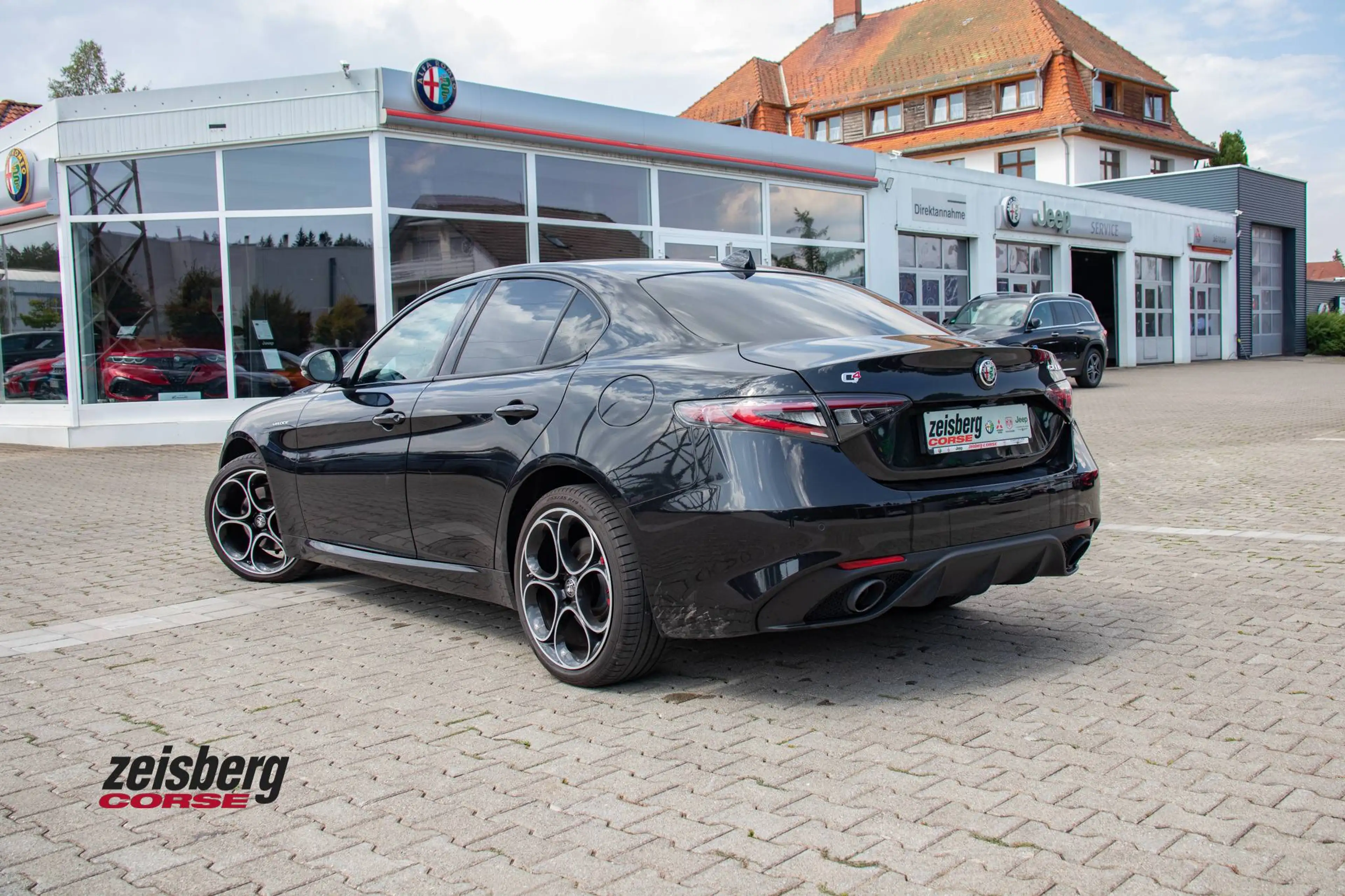 Alfa Romeo Giulia Veloce 2.0 Turbo AT8-Q4 Prem.-Paket — photo 3