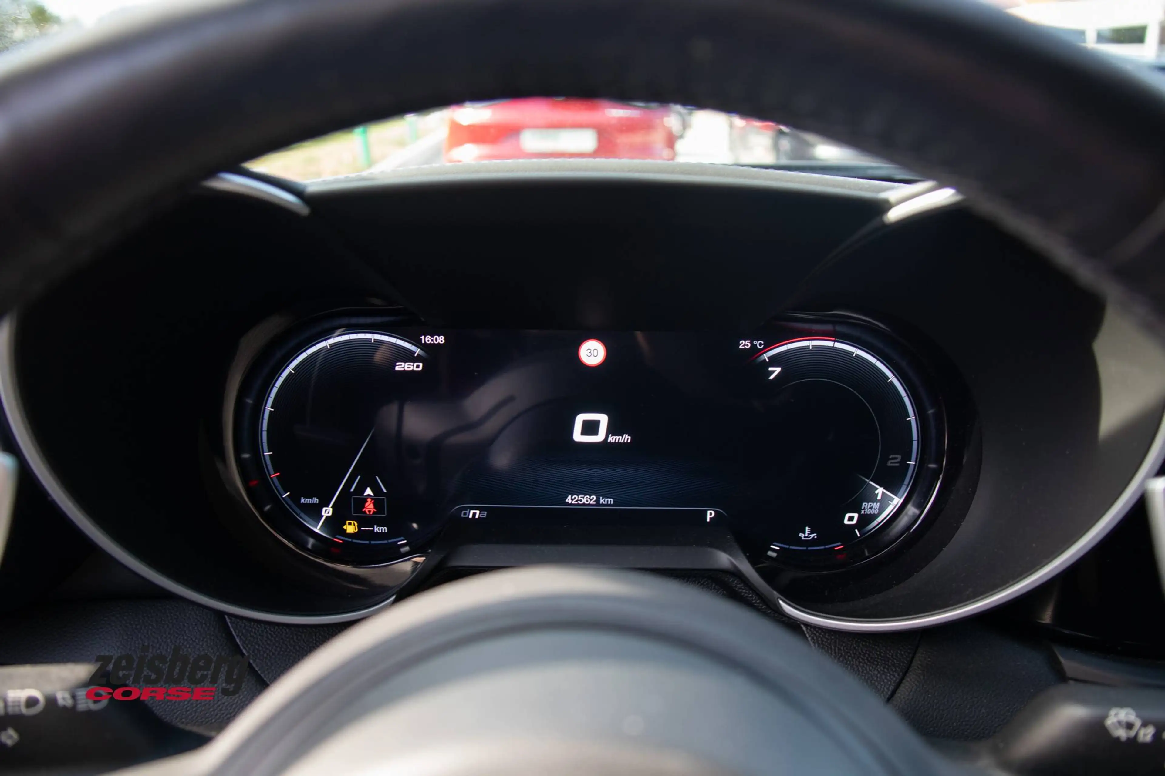 Alfa Romeo Giulia Veloce 2.0 Turbo AT8-Q4 Prem.-Paket — photo 9