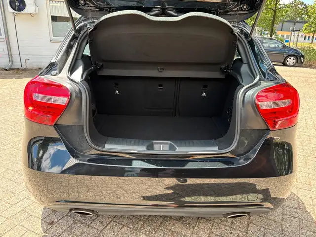 Mercedes-Benz A view 15