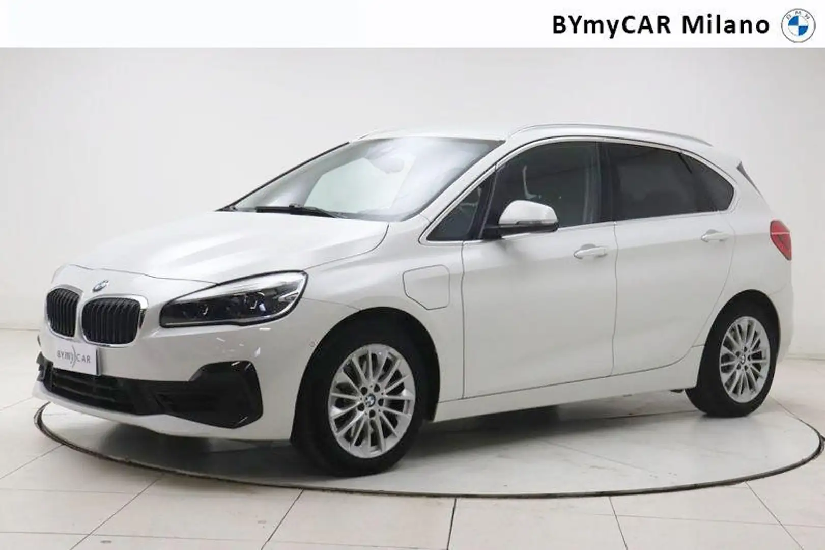 BMW 225 xe Active Tourer iPerformance Advantage auto my20 Bianco - 1