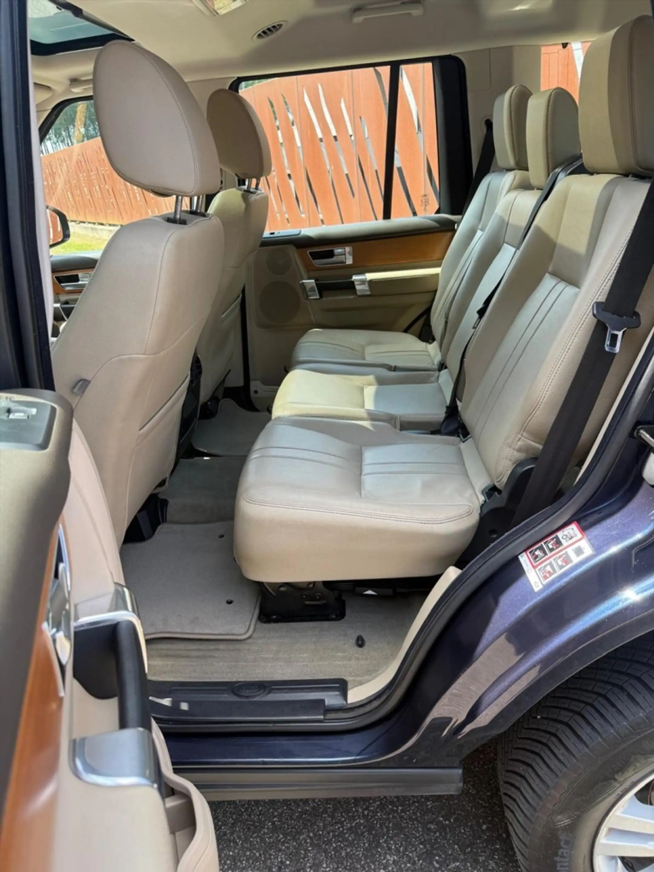 Land Rover Discovery Land Rover 4 — photo 12