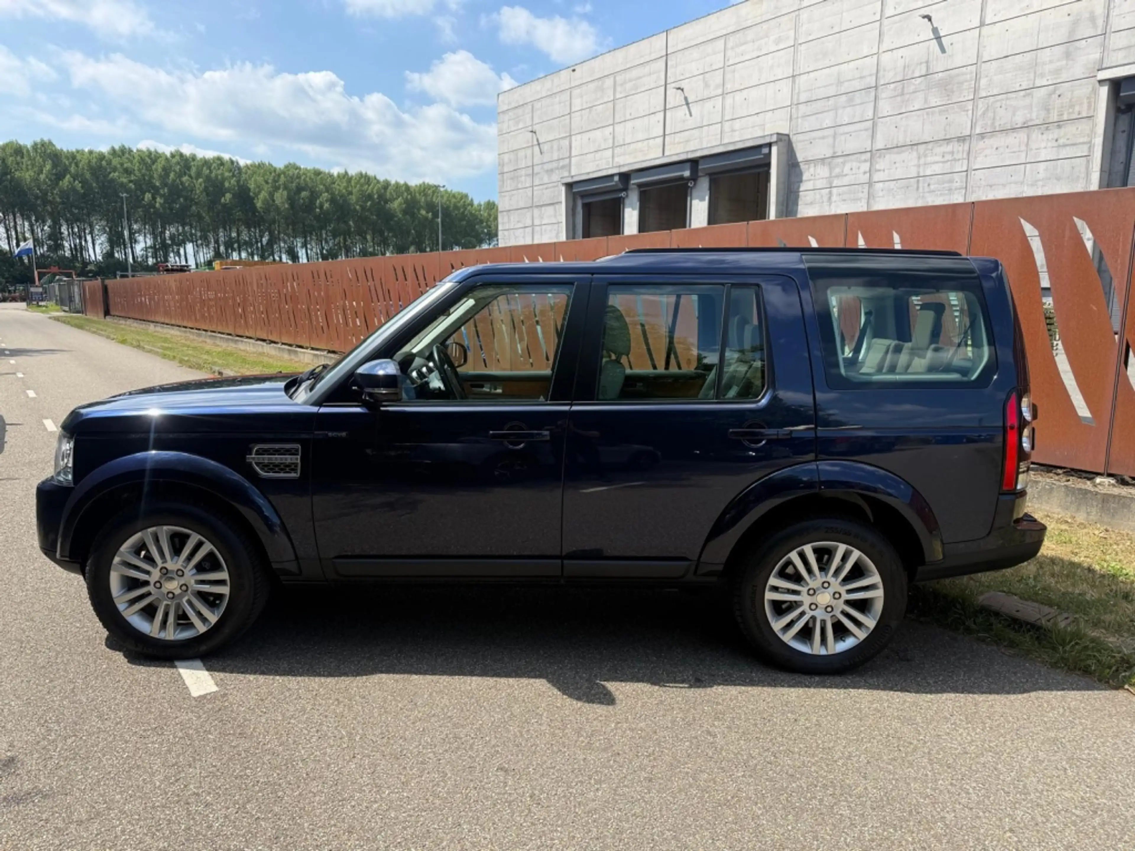 Land Rover Discovery Land Rover 4 — photo 6