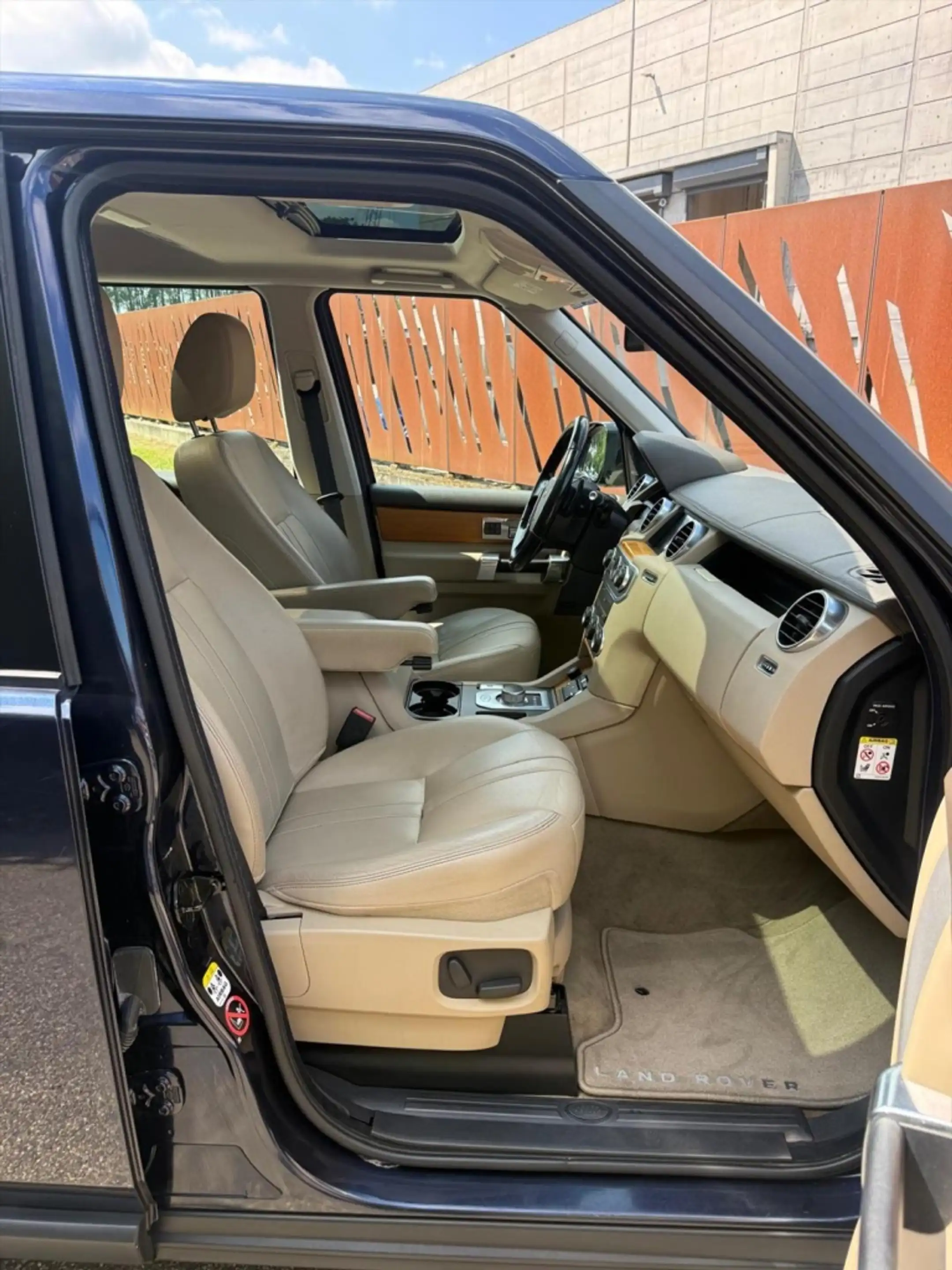 Land Rover Discovery Land Rover 4 — photo 13