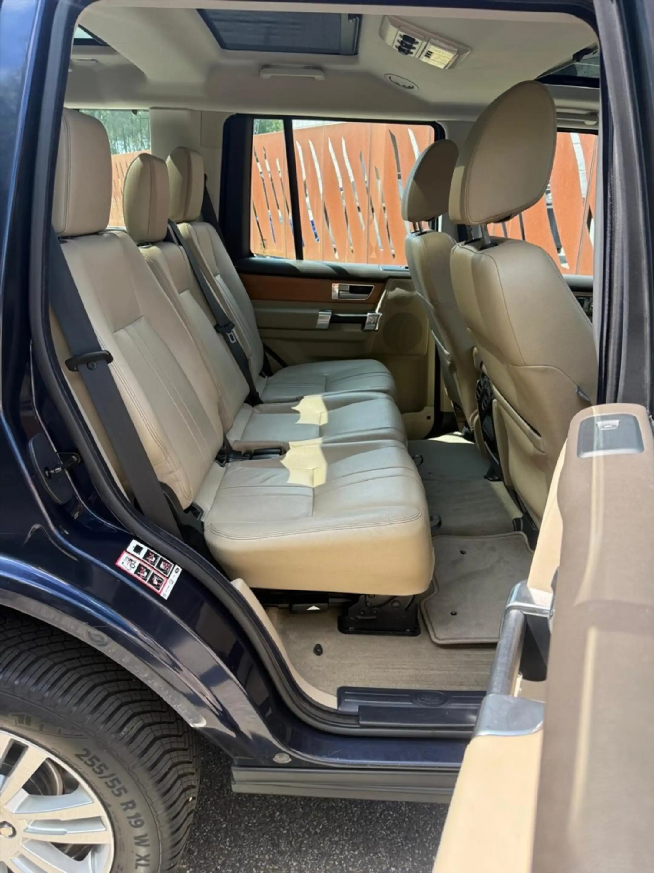 Land Rover Discovery Land Rover 4 — photo 14