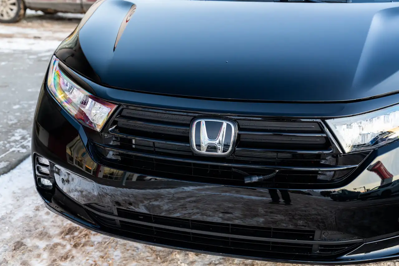 Honda Odyssey снимка Honda Odyssey