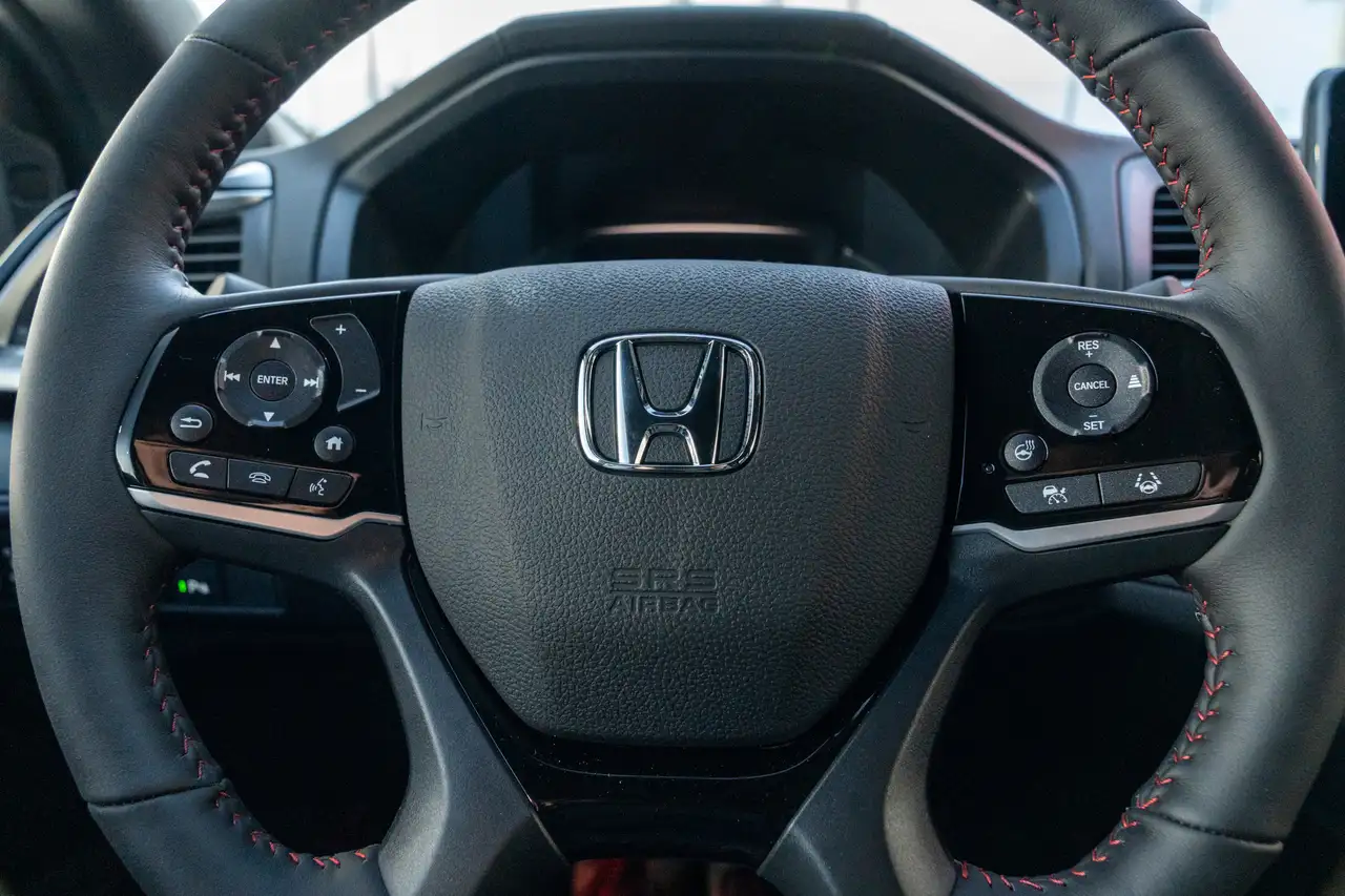 Honda Odyssey снимка Honda Odyssey