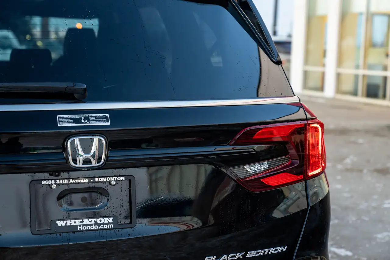 Honda Odyssey снимка Honda Odyssey