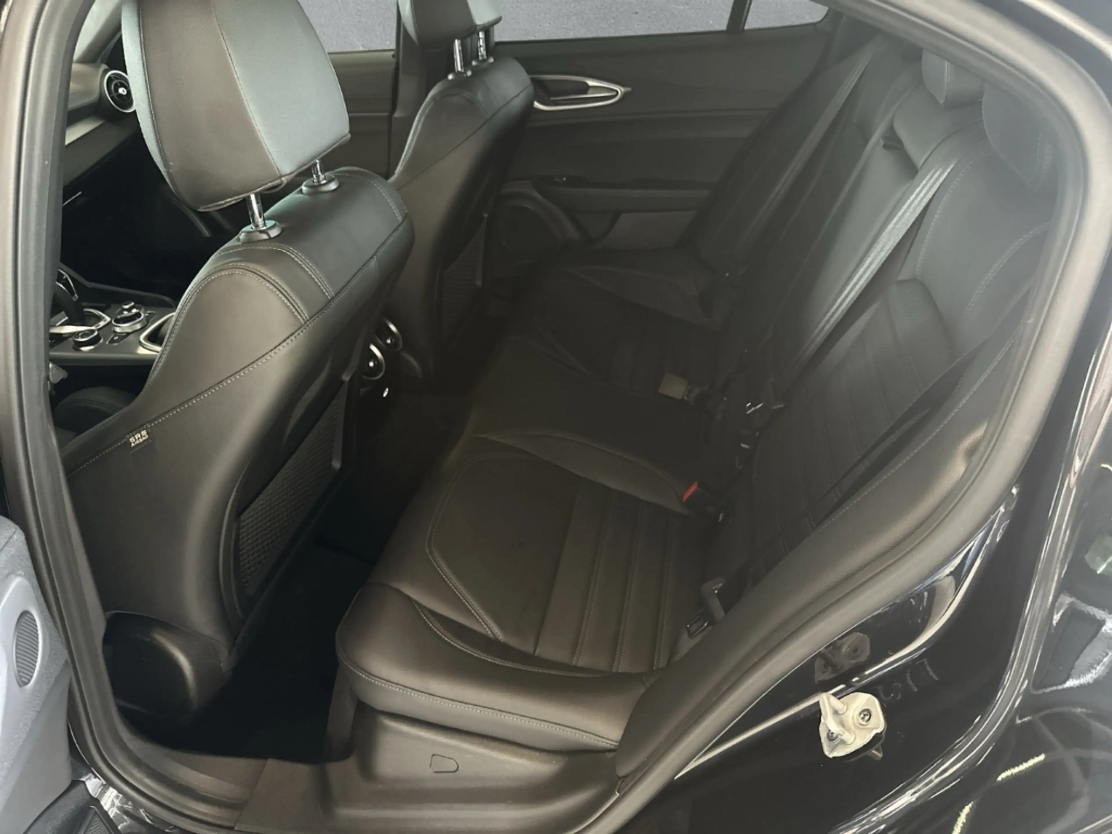 Alfa Romeo Giulia Q4 Veloce Navi ACC Matrix-LED Kamera 19'' — photo 15
